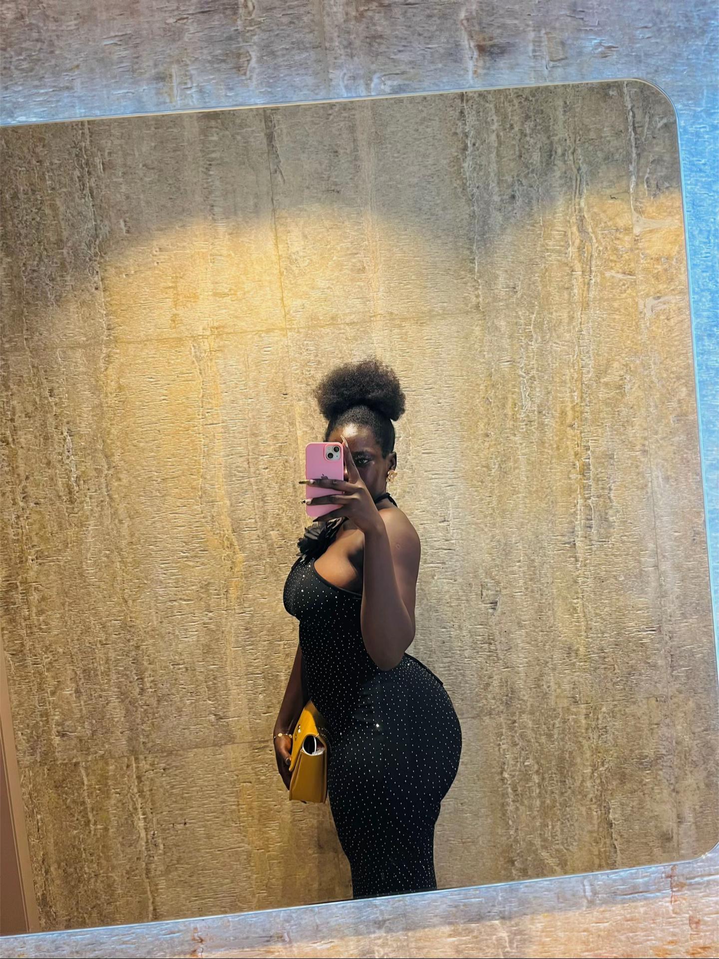 @Winnie🖤