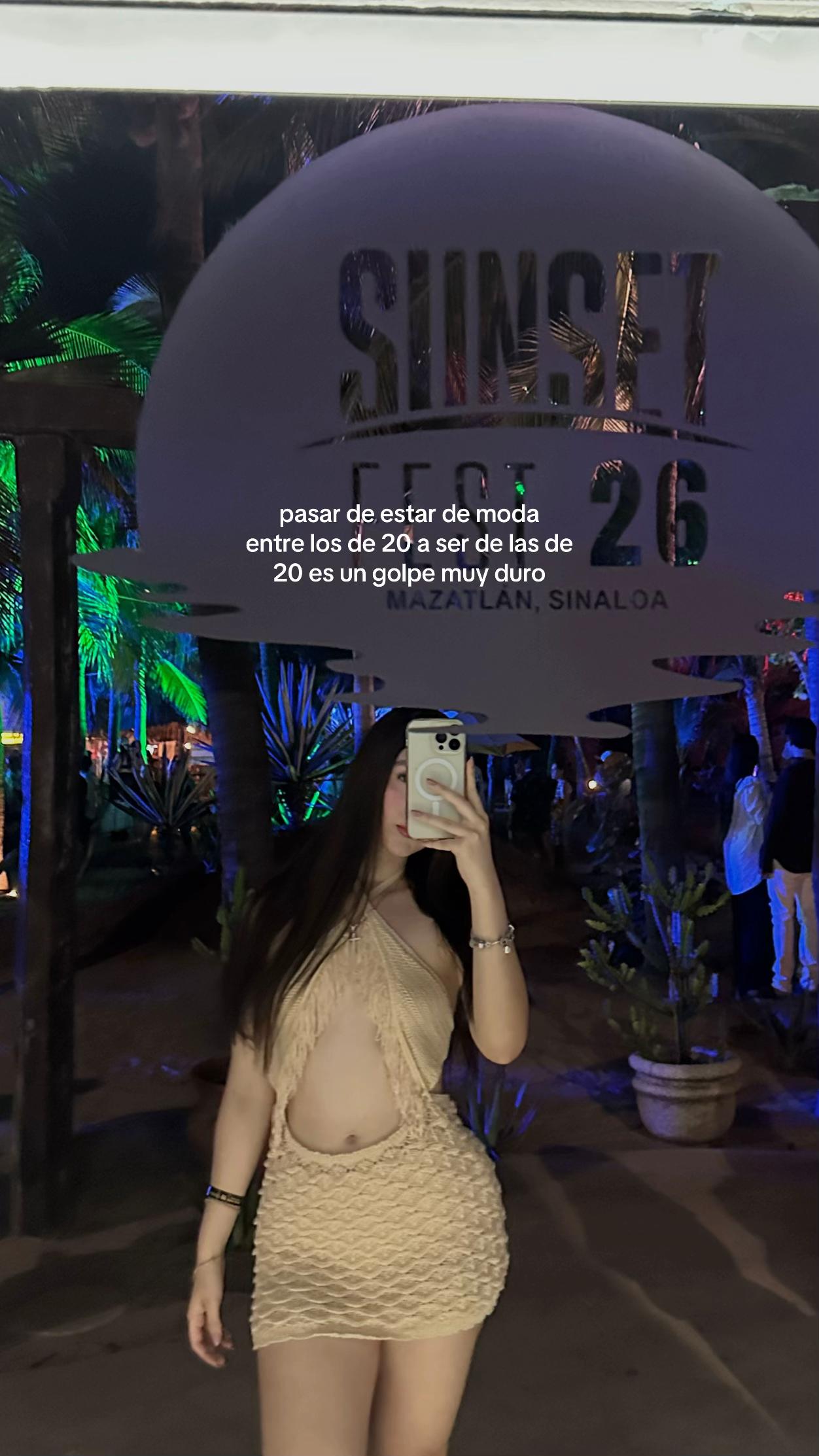 @vanessamoraless._