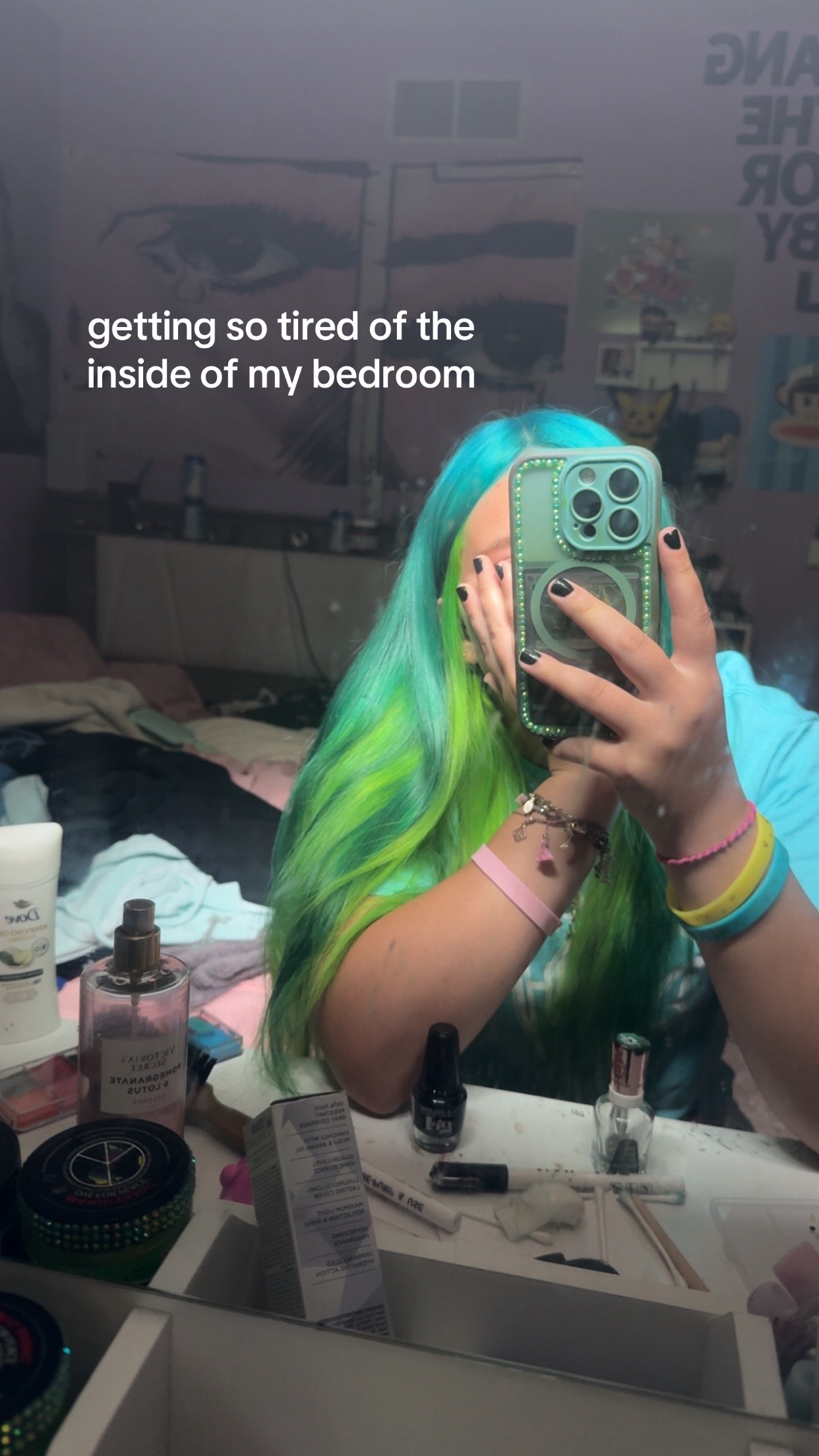 @𓋹︎