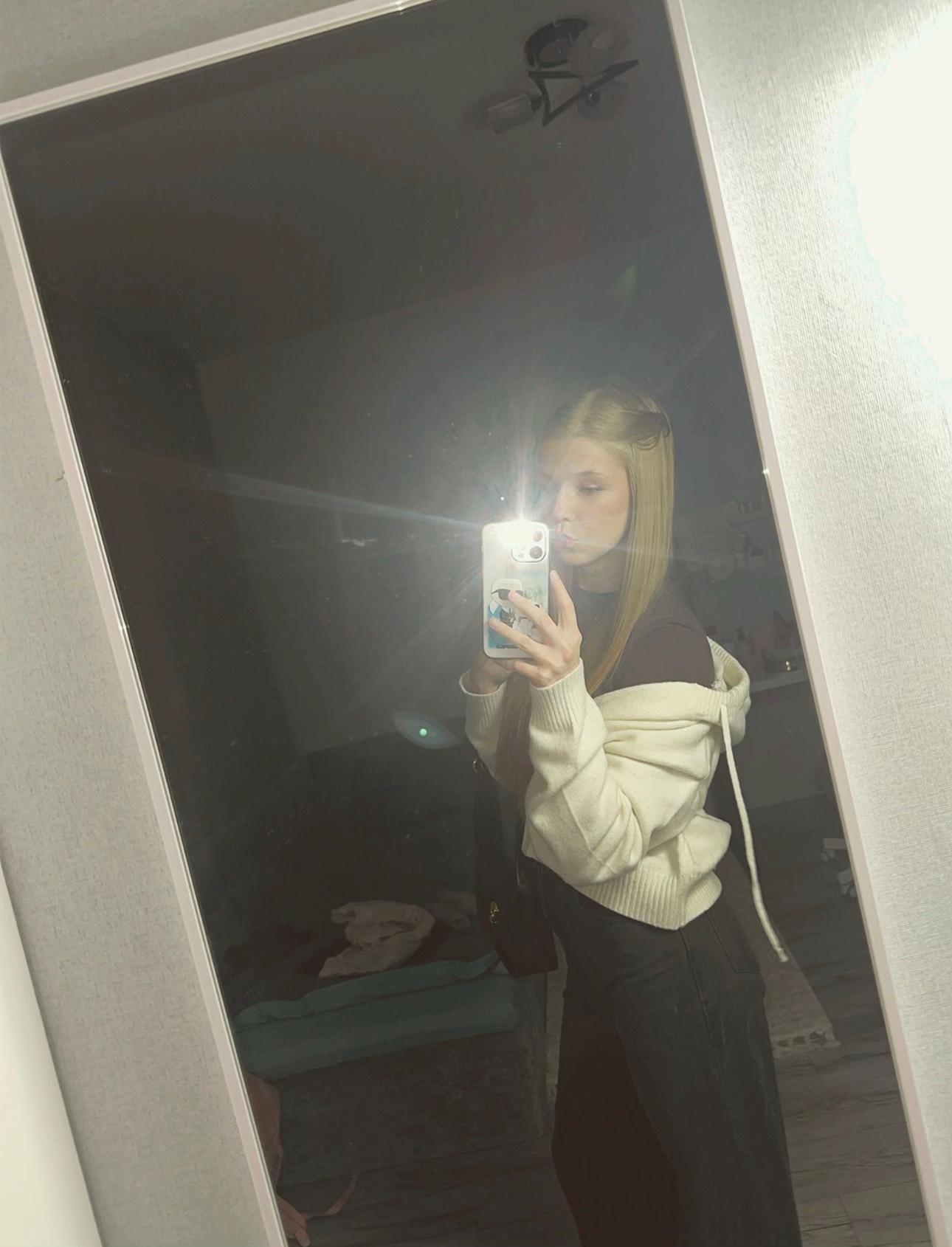 @evaputer26