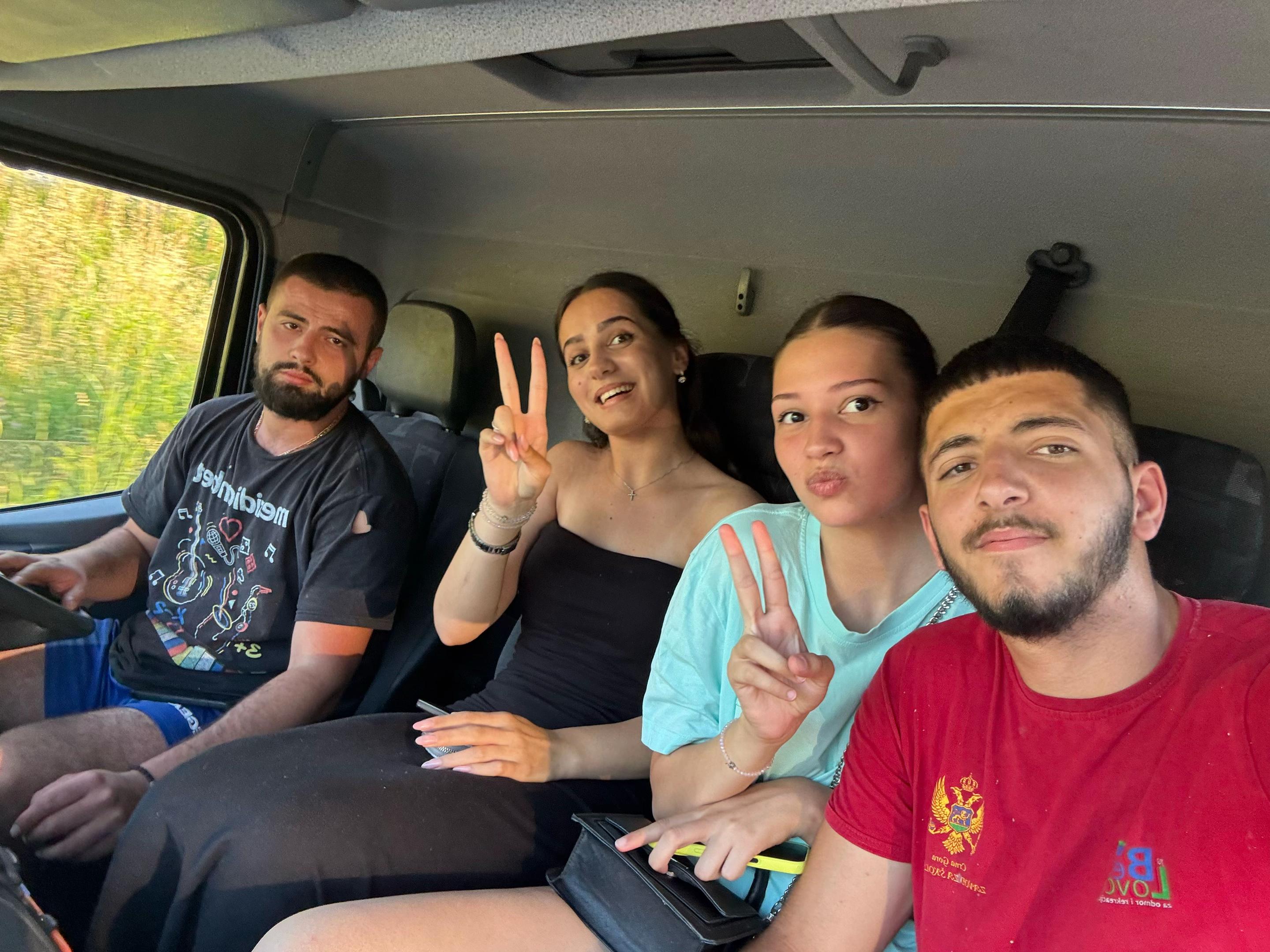 @🇲🇪