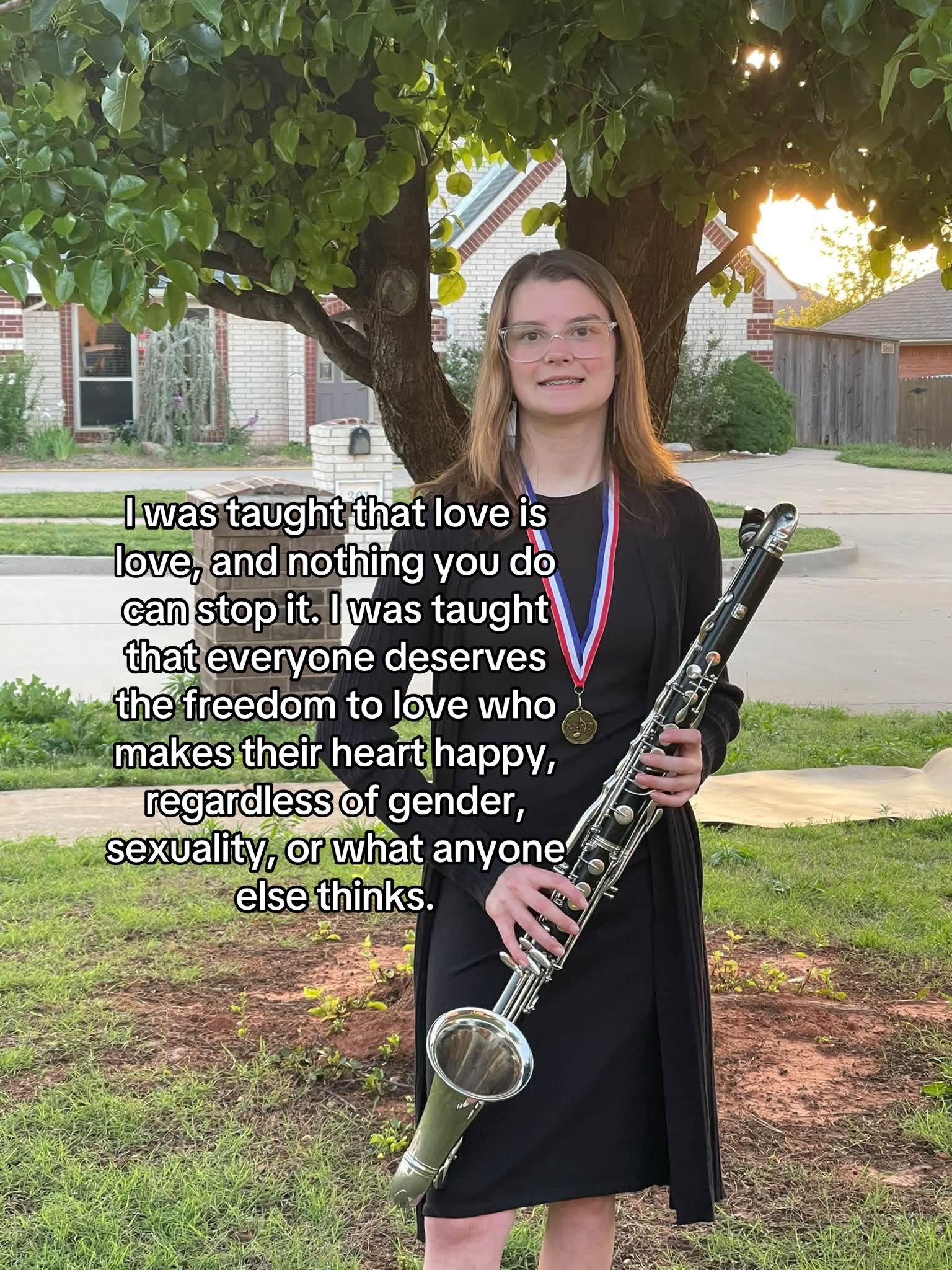 @𝕸.