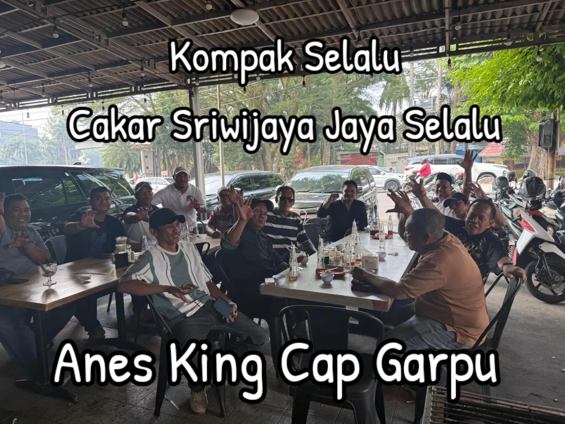 @Anes_King_cap_garpu