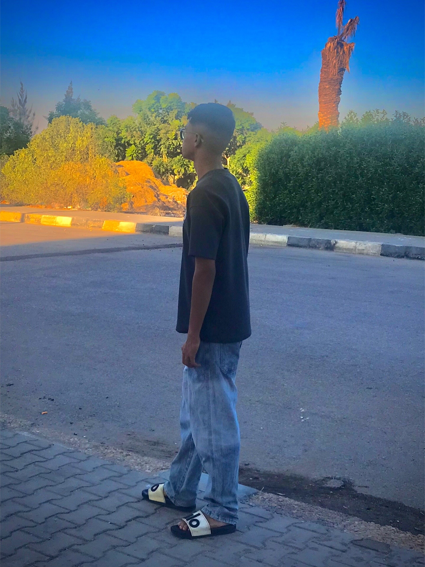 @العنابي