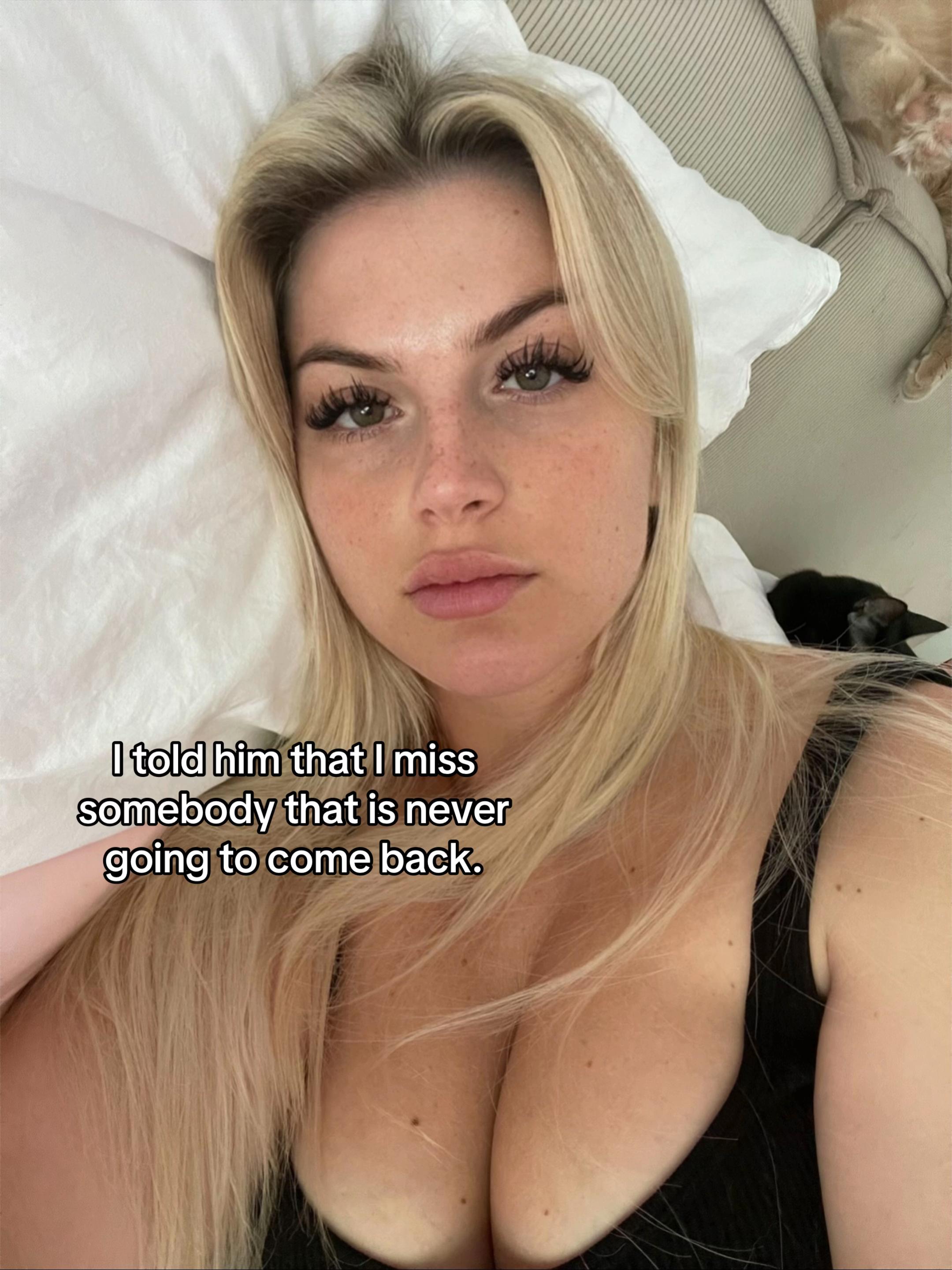 @rebeccacambria