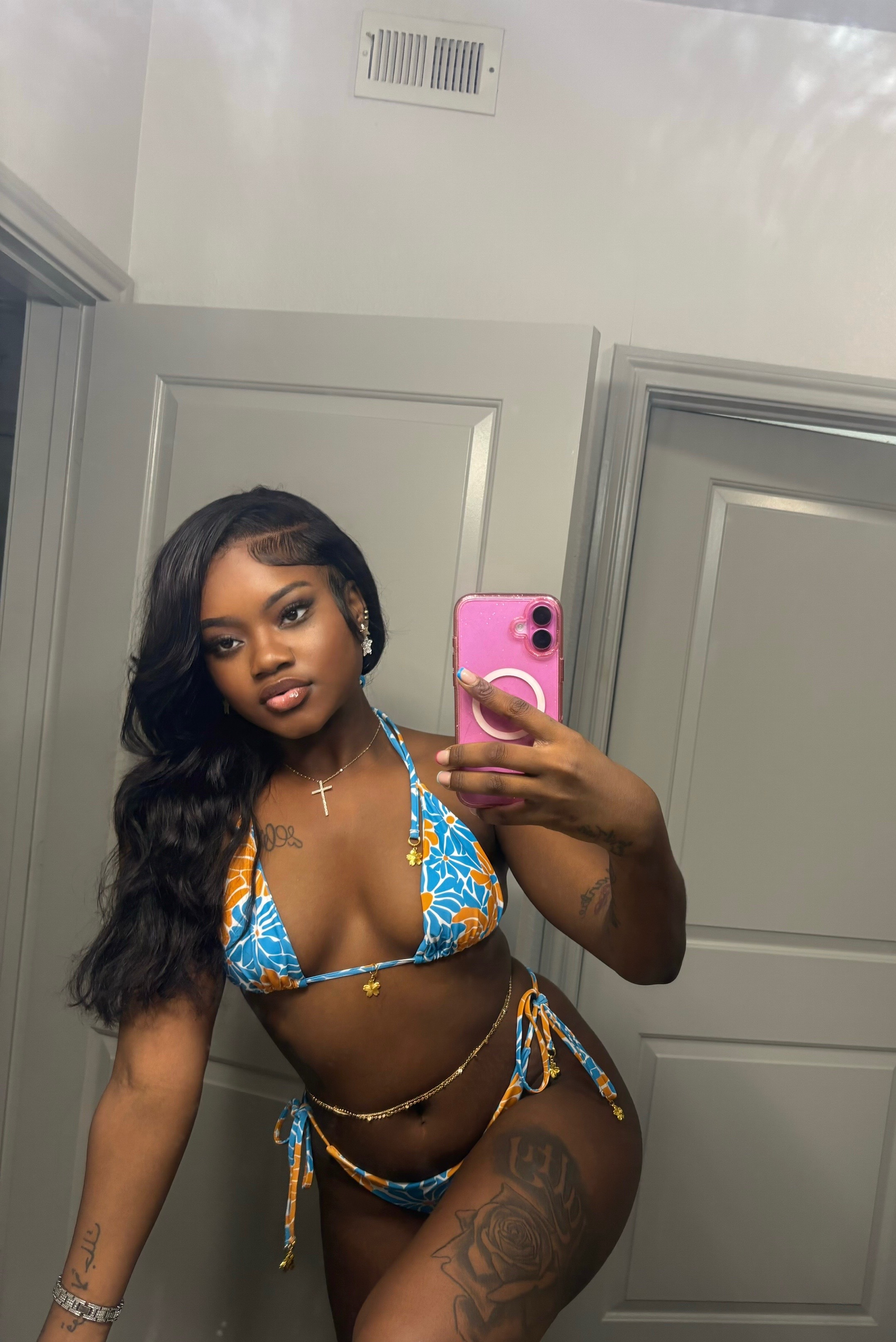 @Code Brat 🫧
