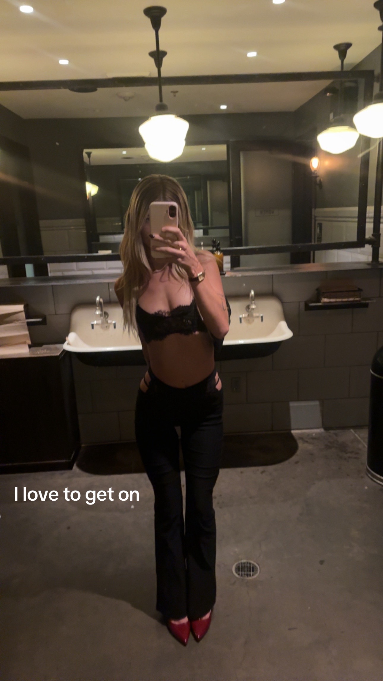 @jfeatherstoneee