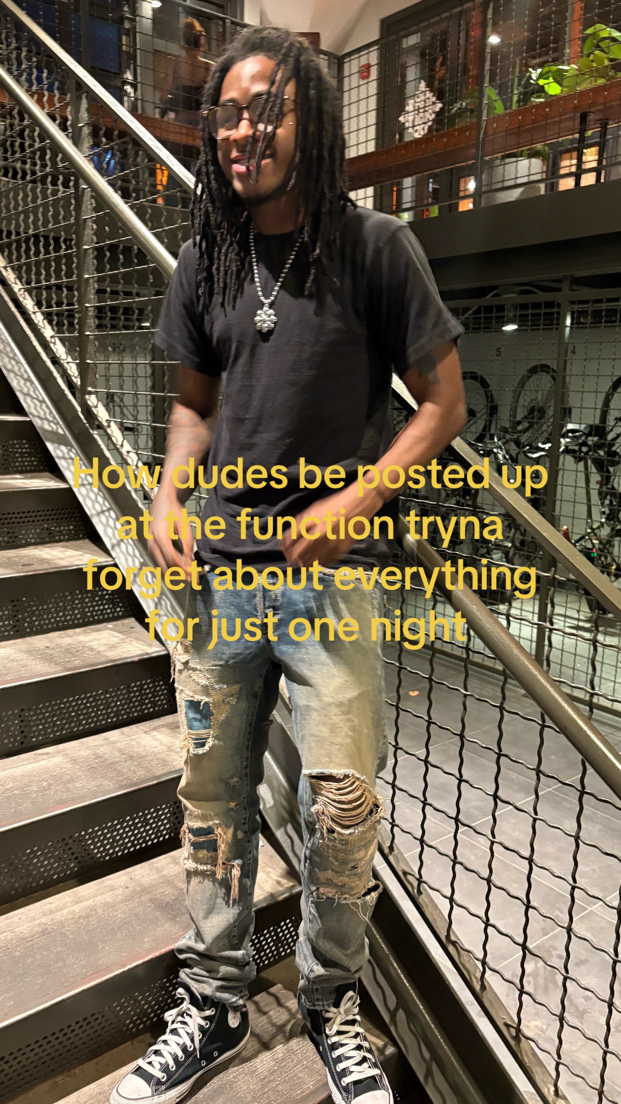 @️