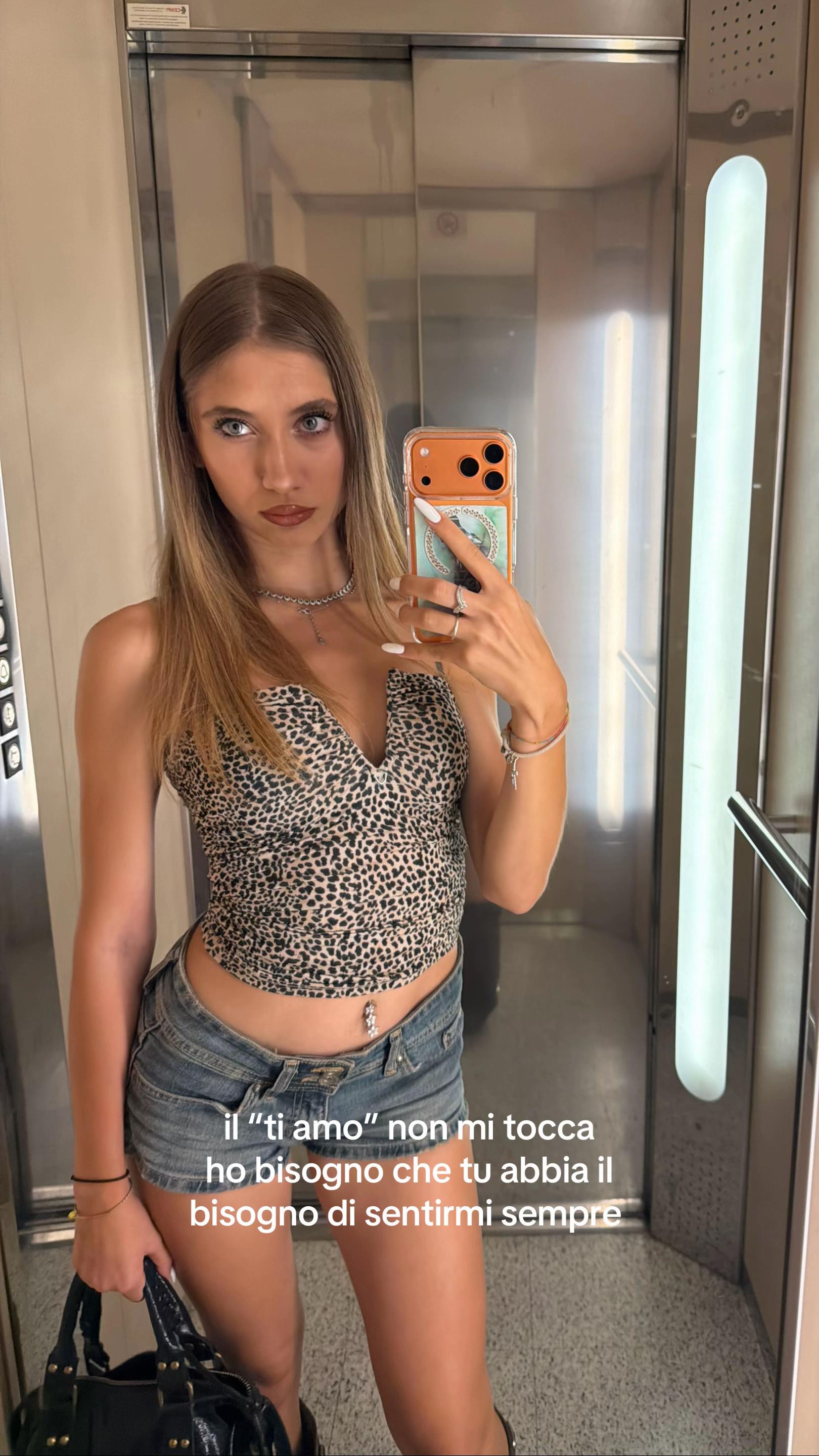@𝐂𝐨𝐫𝐲★