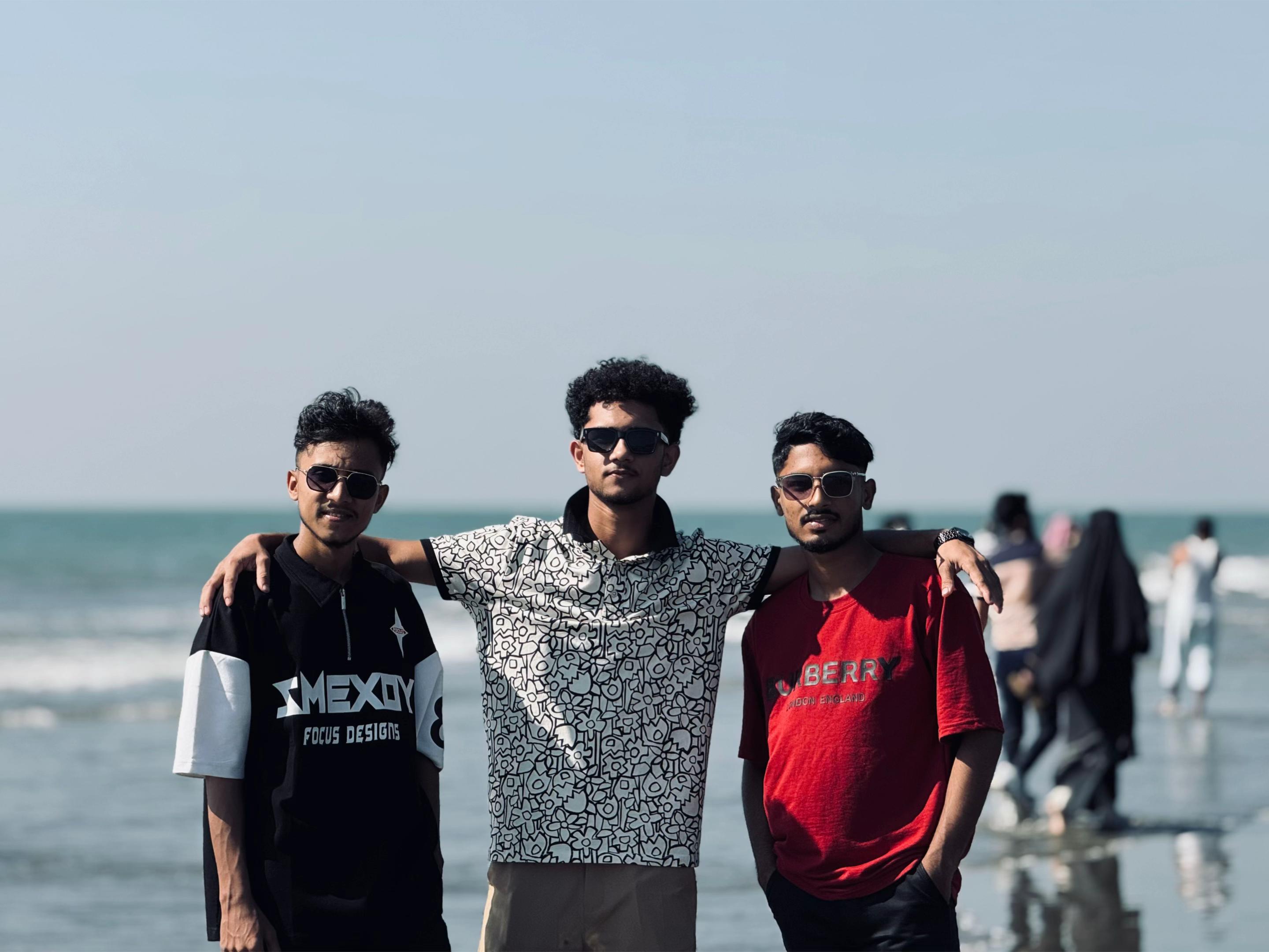 @HRIDOY AHMED 🖤🦋