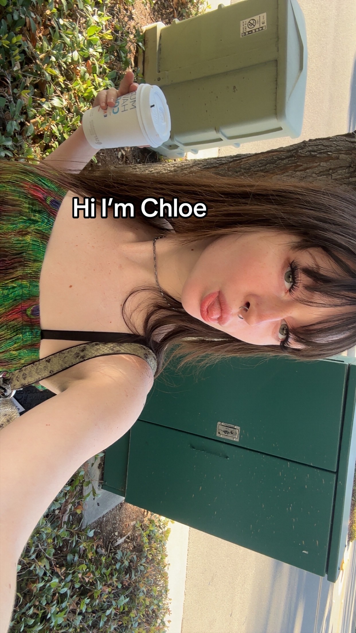 @chloe
