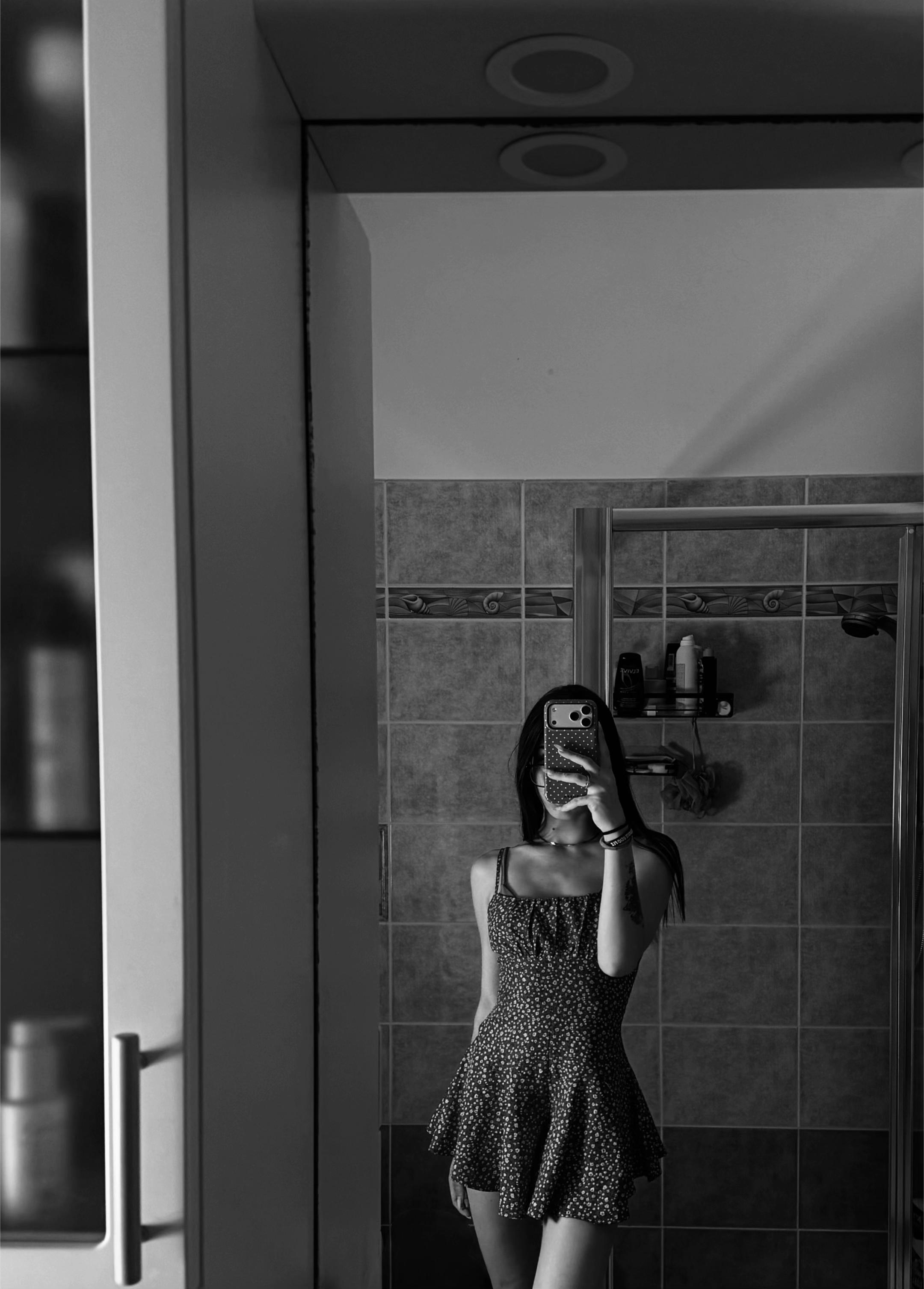 @niki