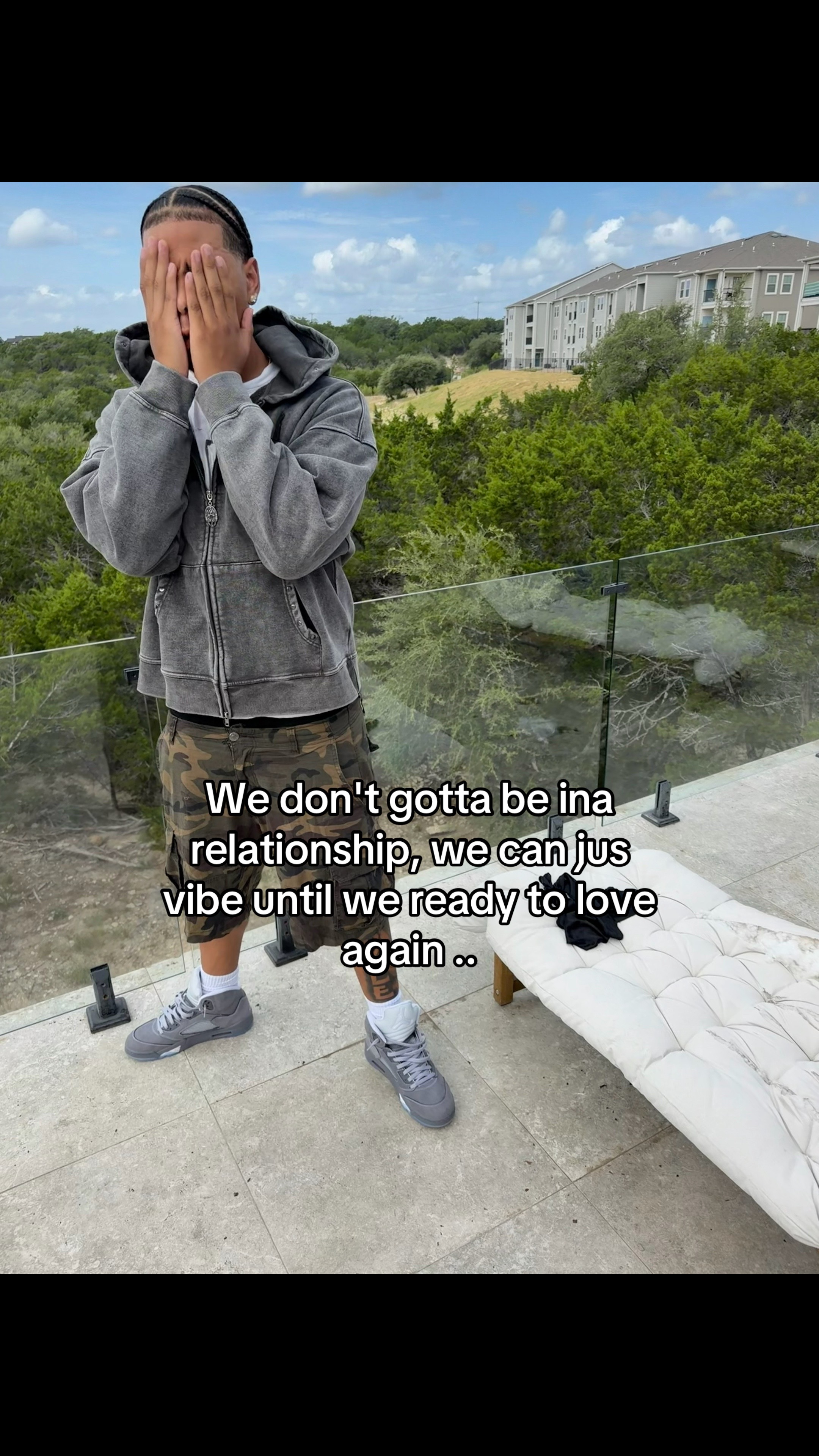 @D A E
