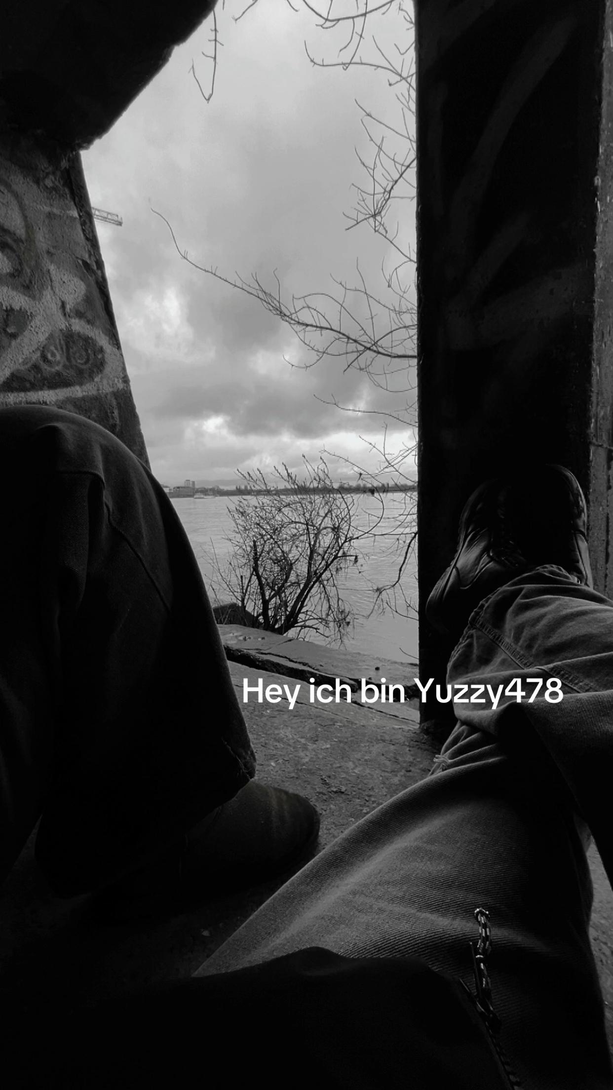 @Yuzzy