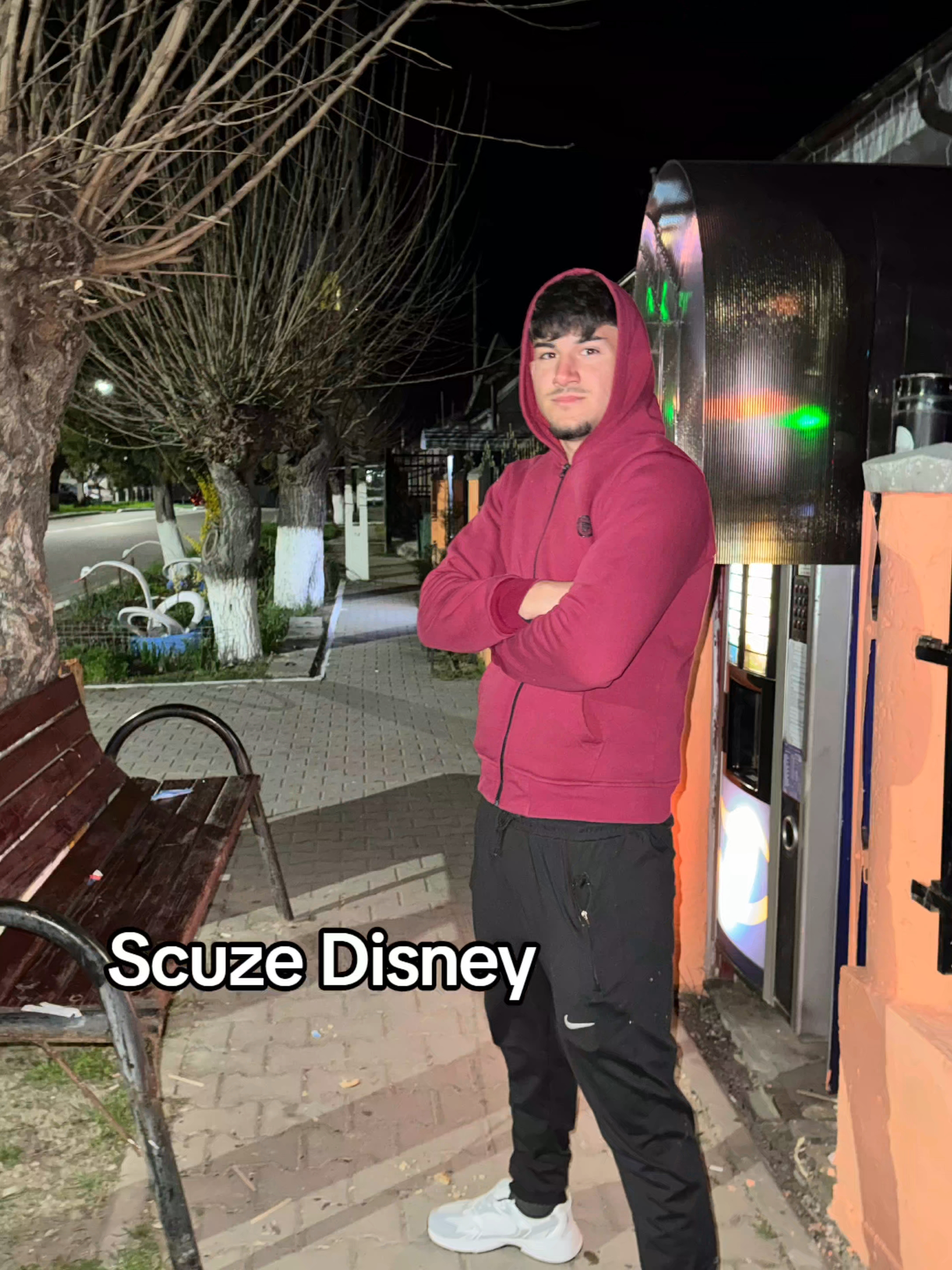 @𝐃𝐞𝐧𝐢𝐬 👑