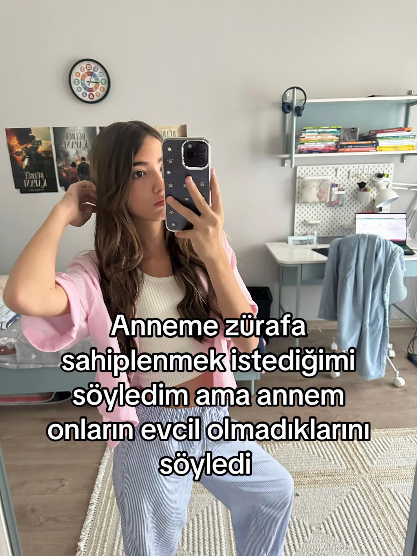 @🪩