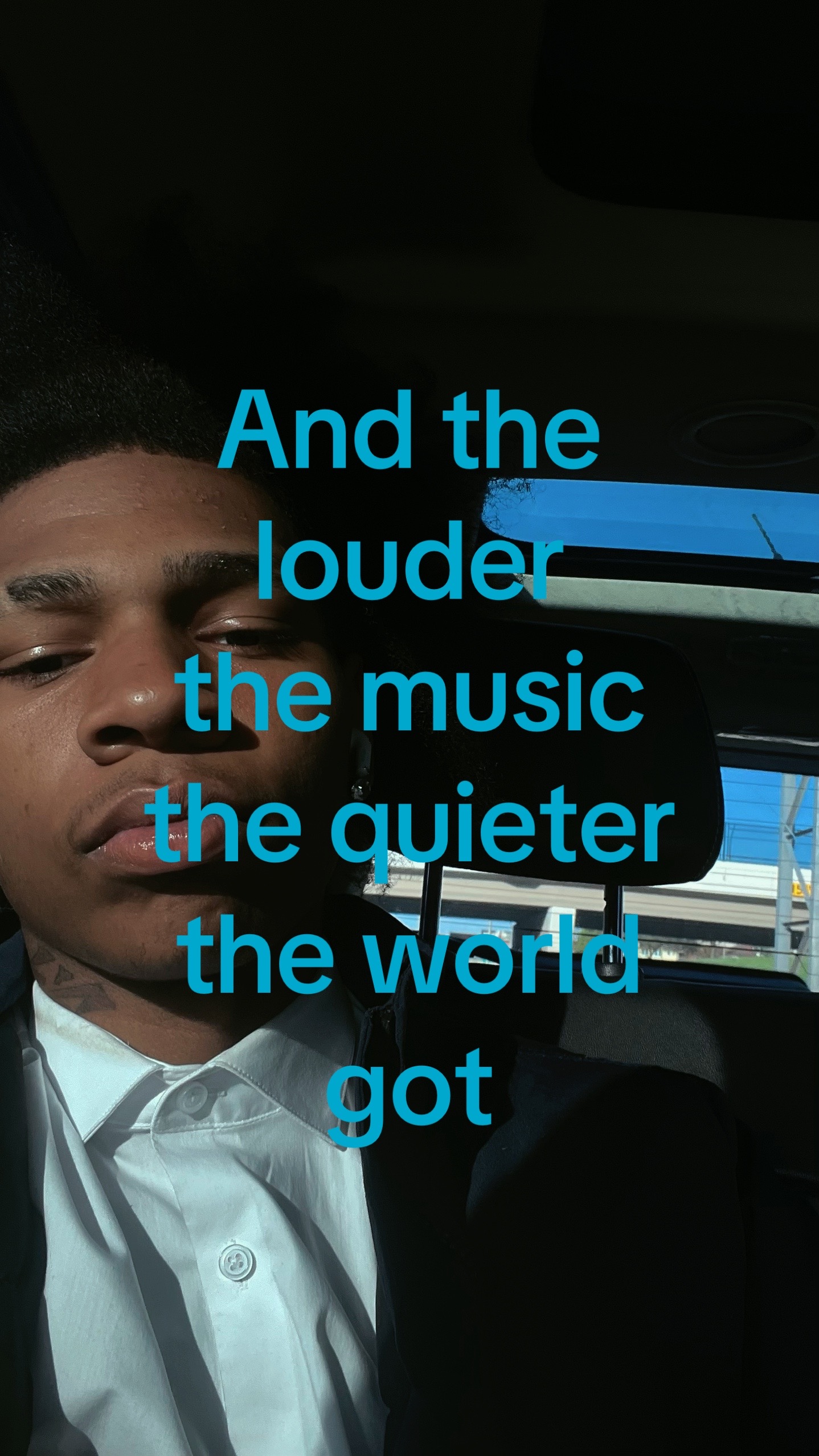 @⃟