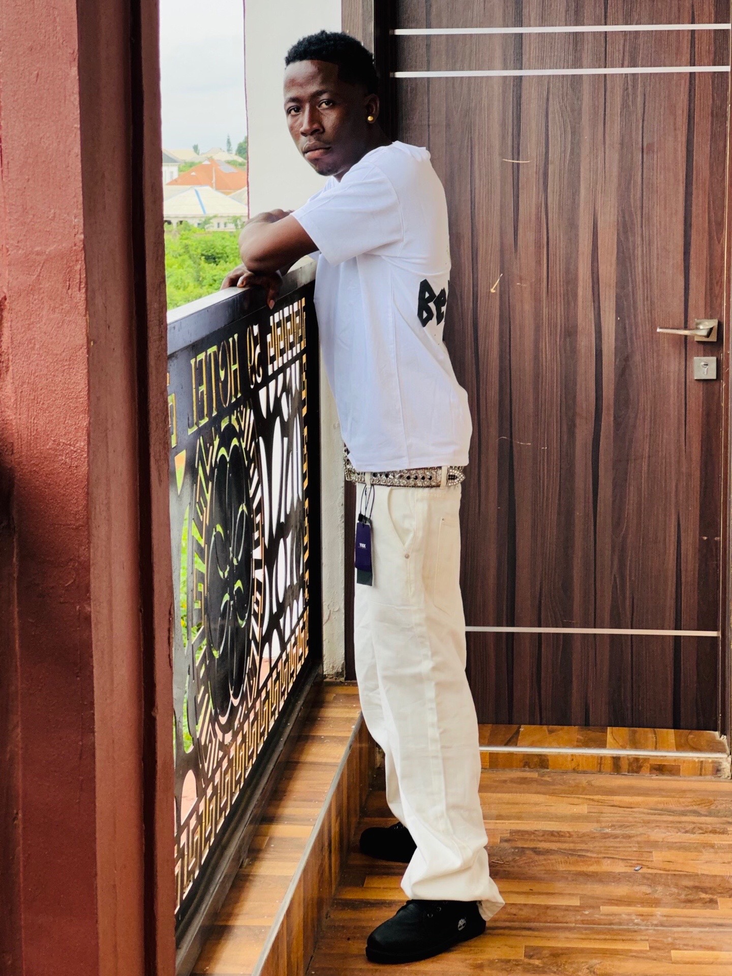 @Kêññÿ kîñg 👑🎤🕺