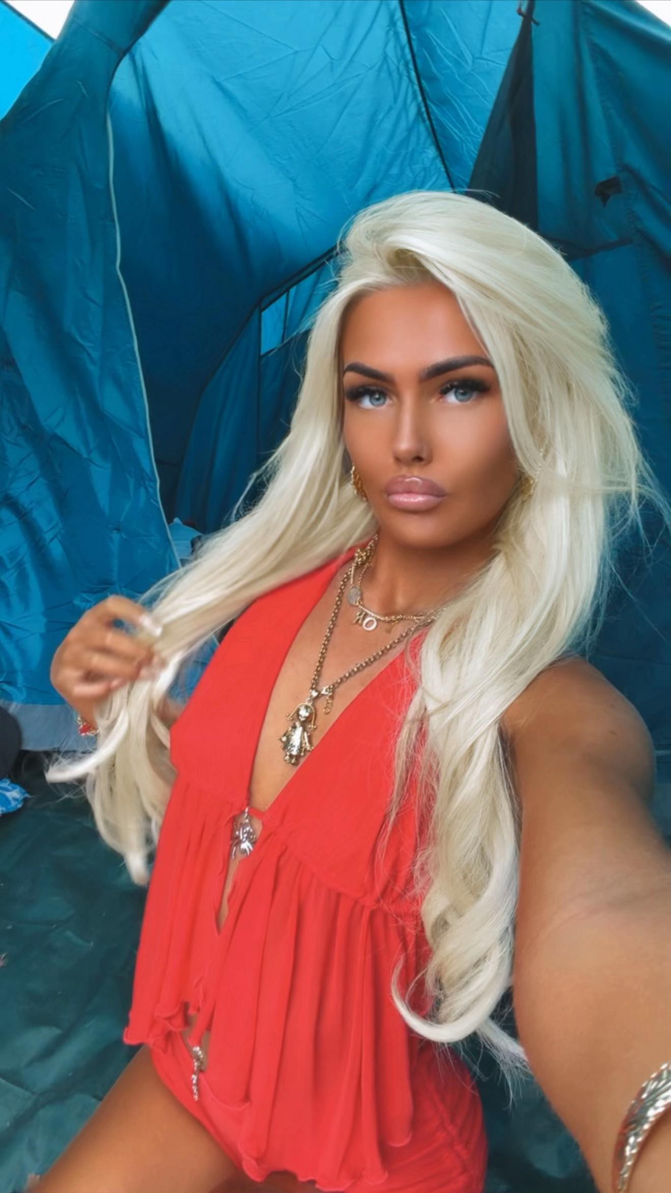 @MeganShort💋🍒💄