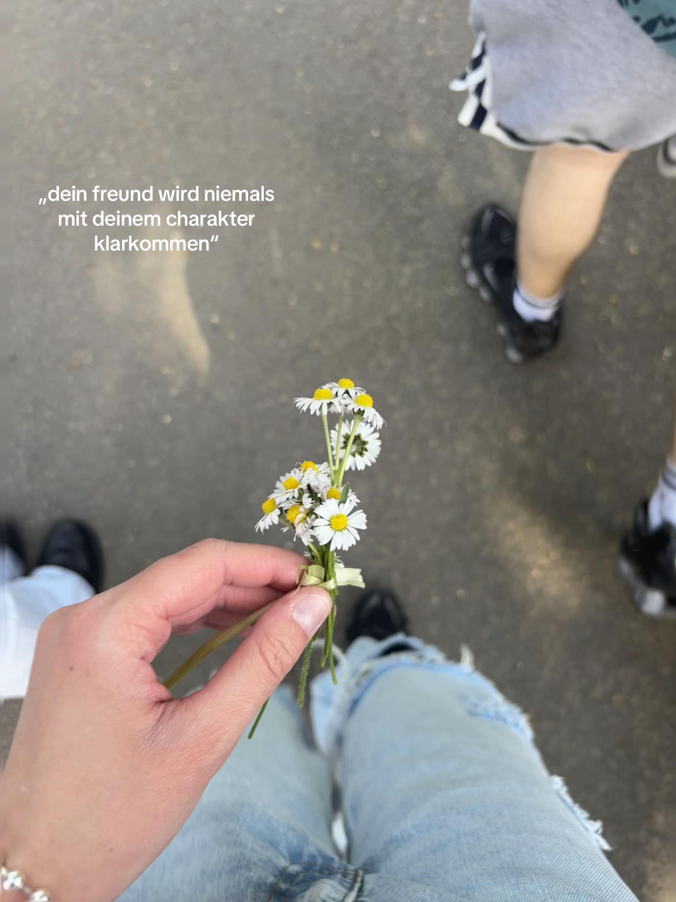 @𝐮𝐬𝐞𝐫.𝐚𝟏𝟔
