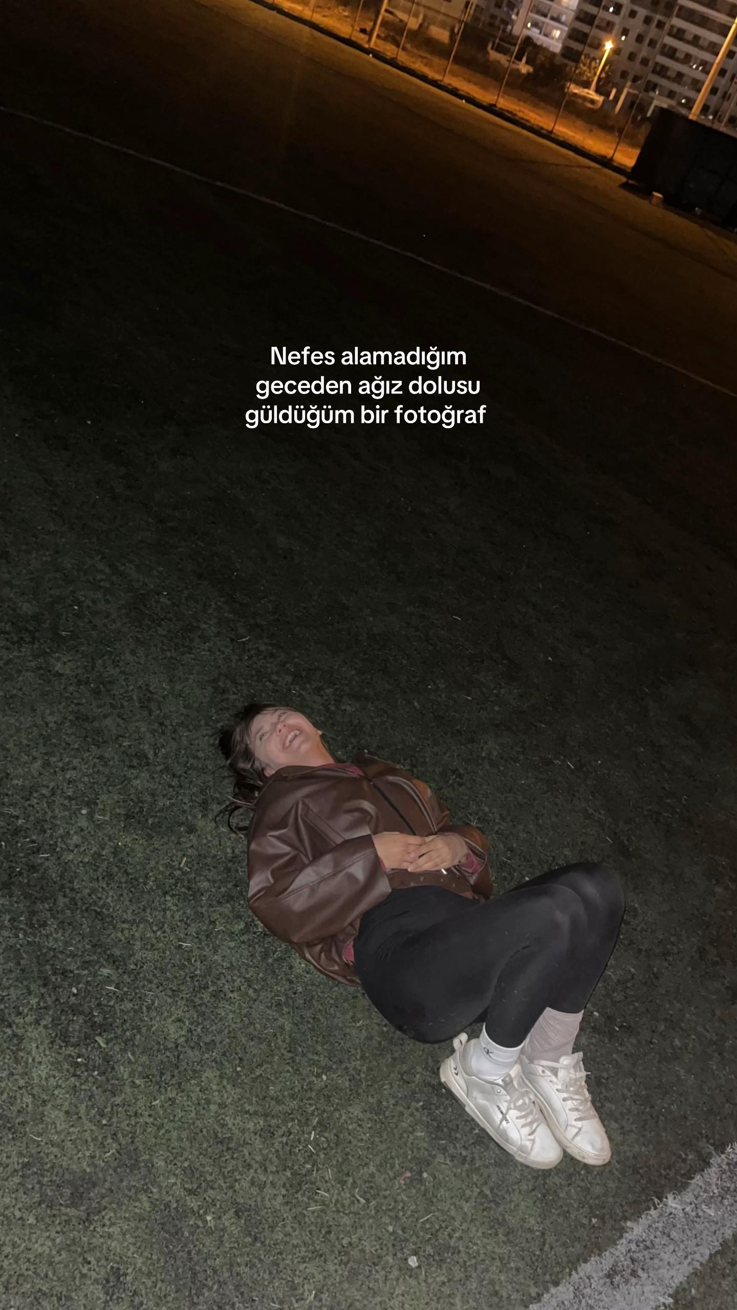 @Ayşenur