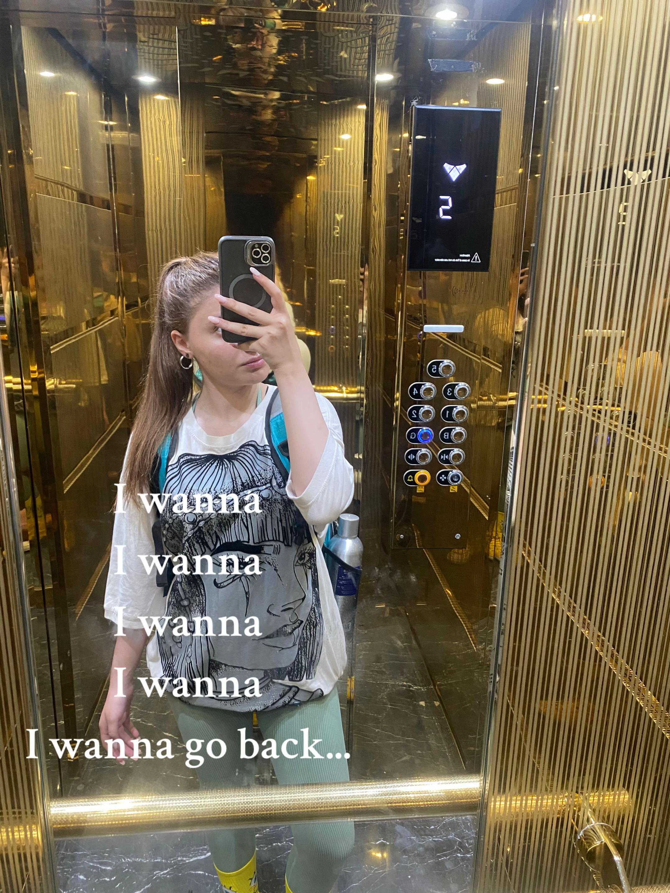 @Rayka