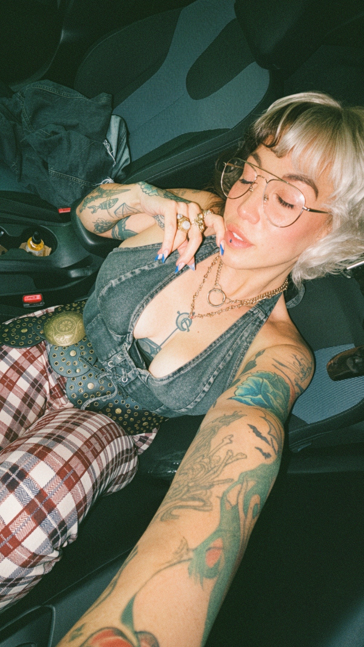 @ambookilluh