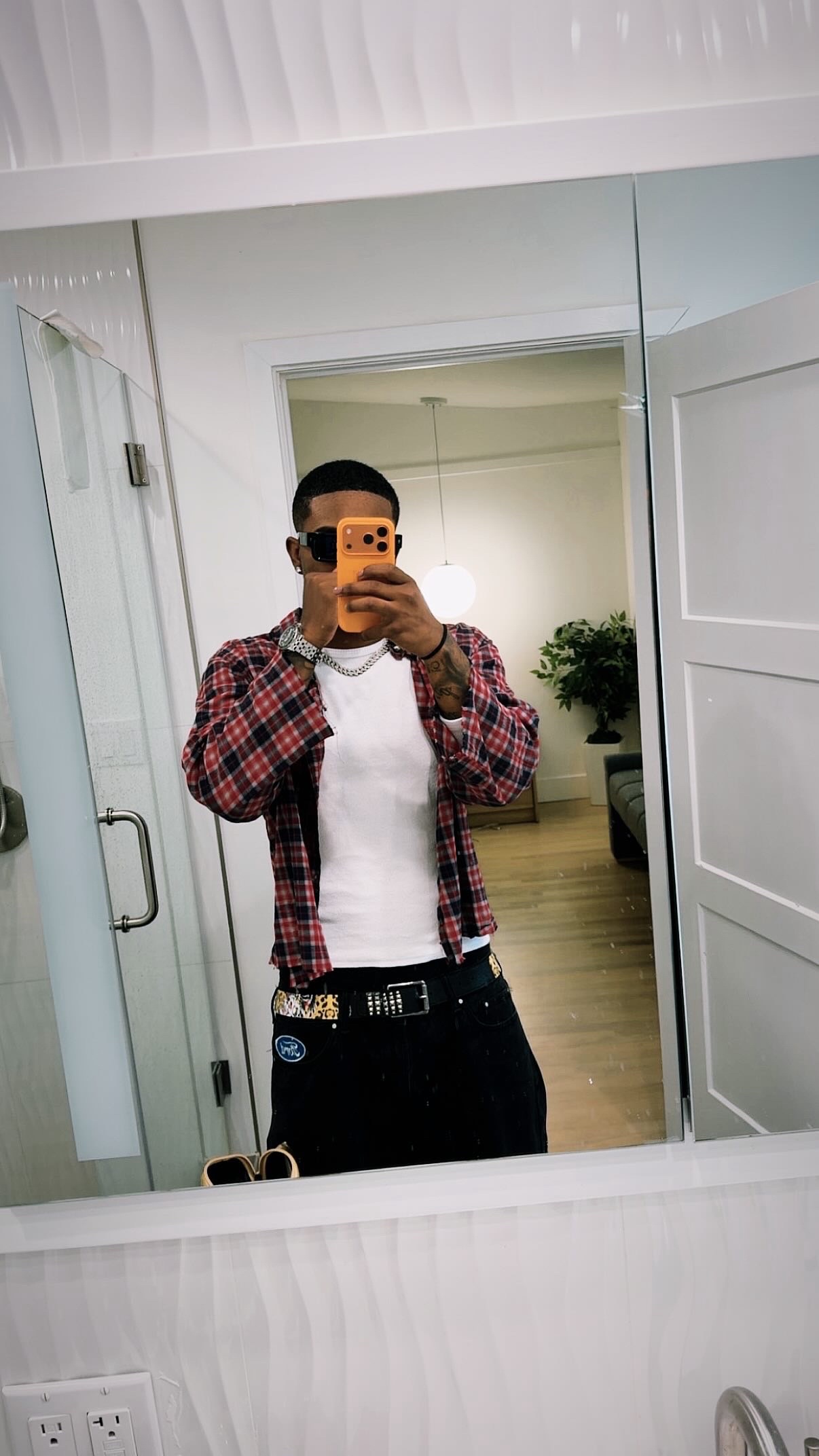 @4amchase
