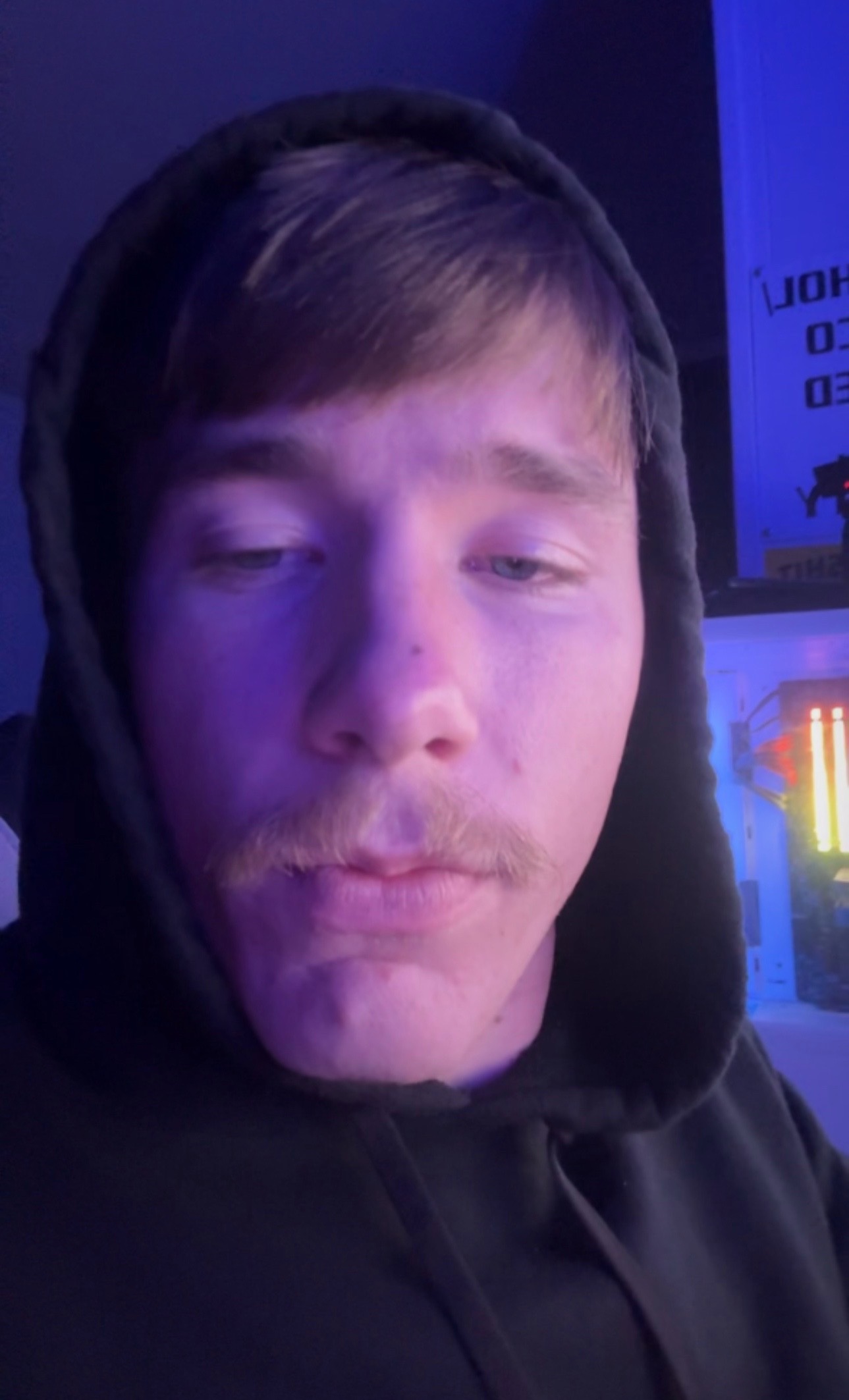 @"　 　  ️"