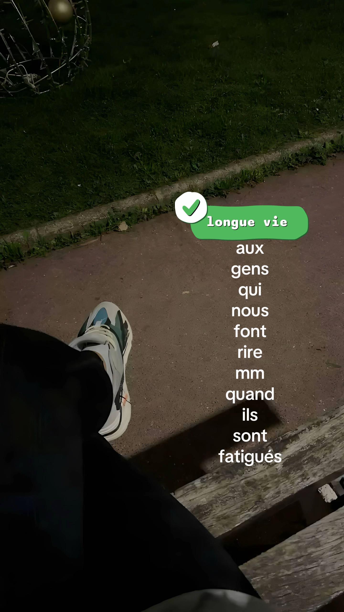 @N M R´♛
