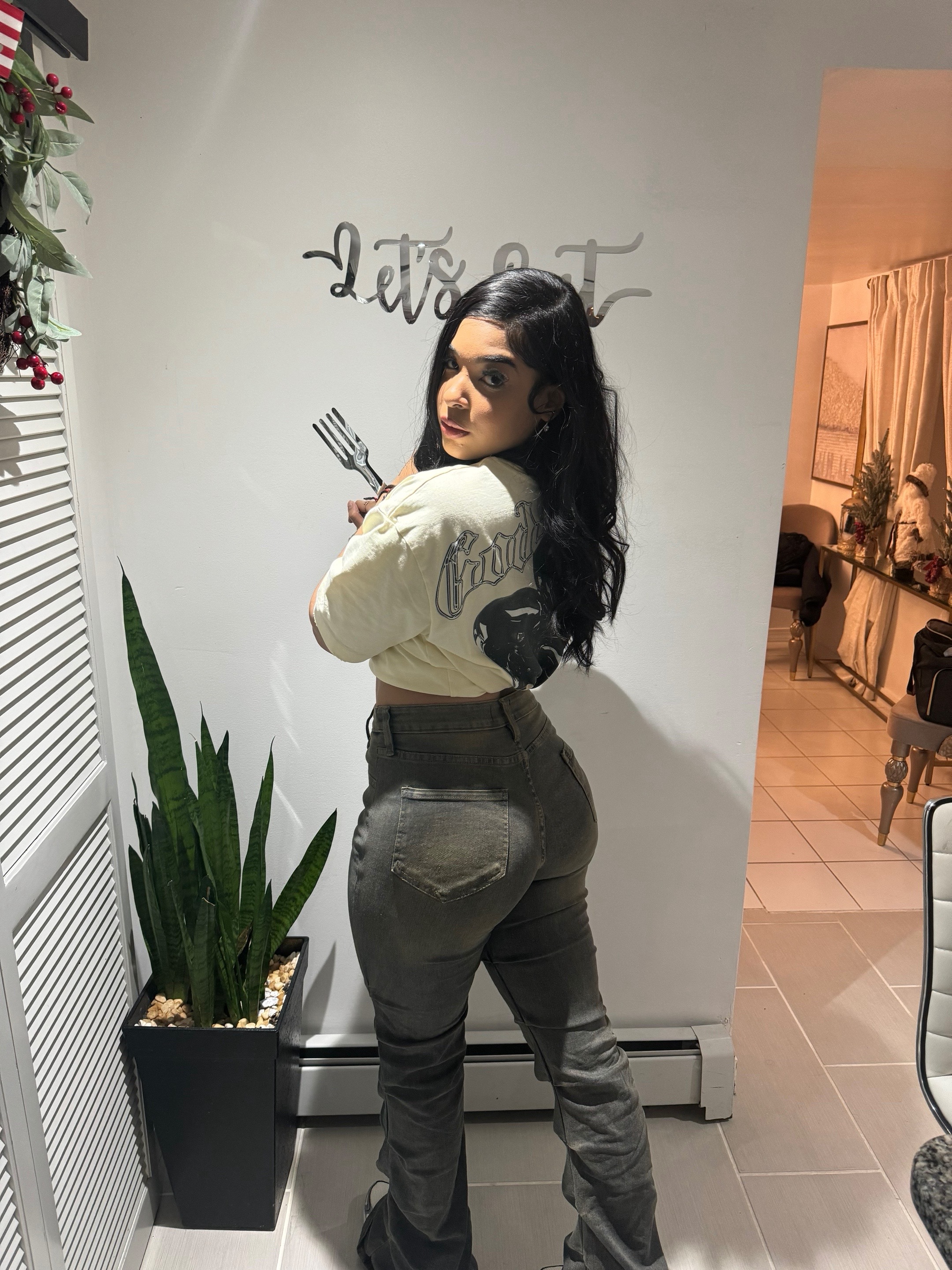 @AmyyGlo