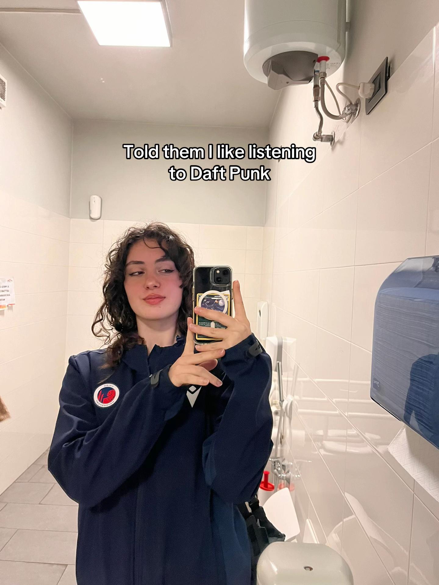 @♌️