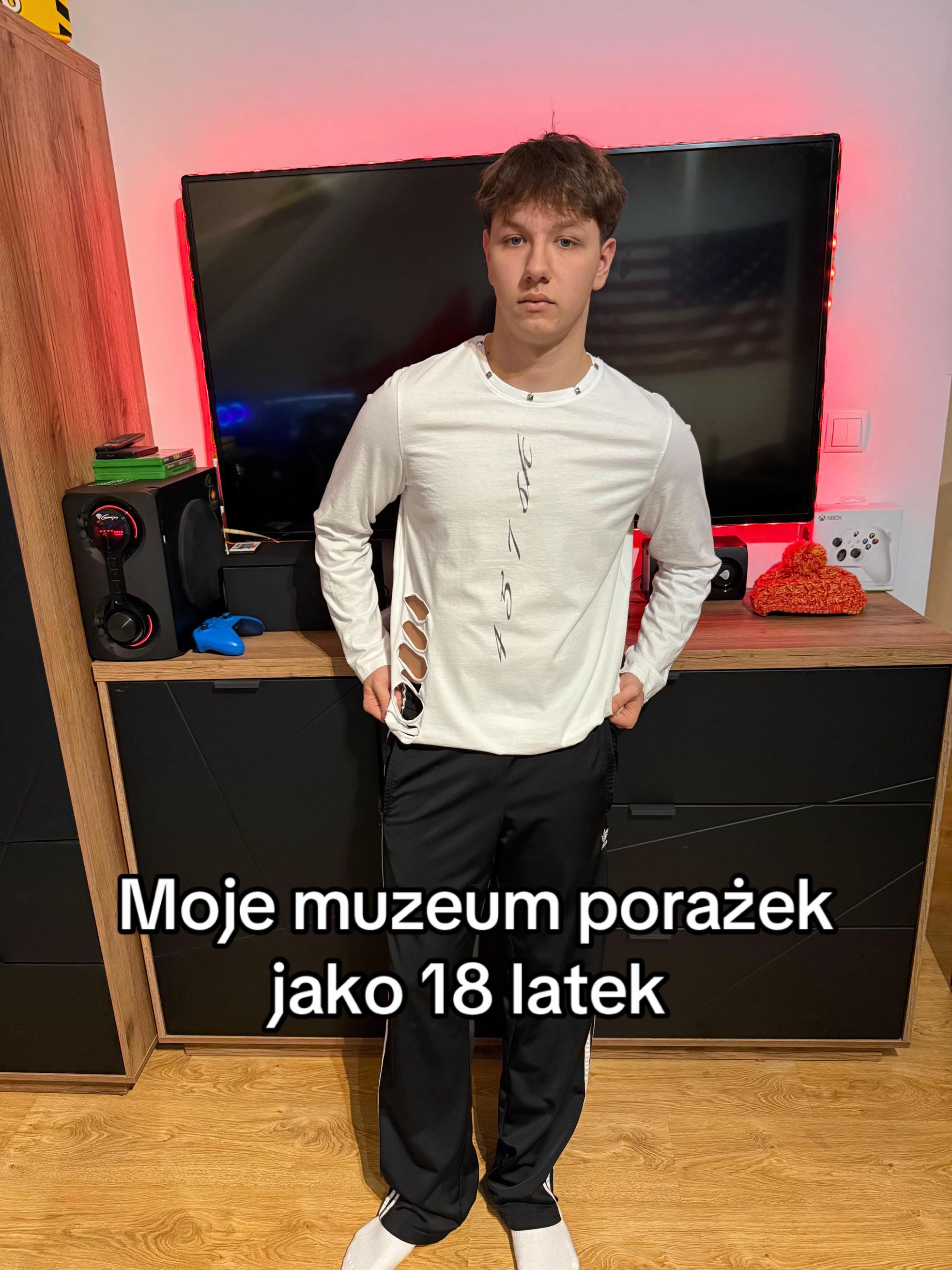 @kula444_