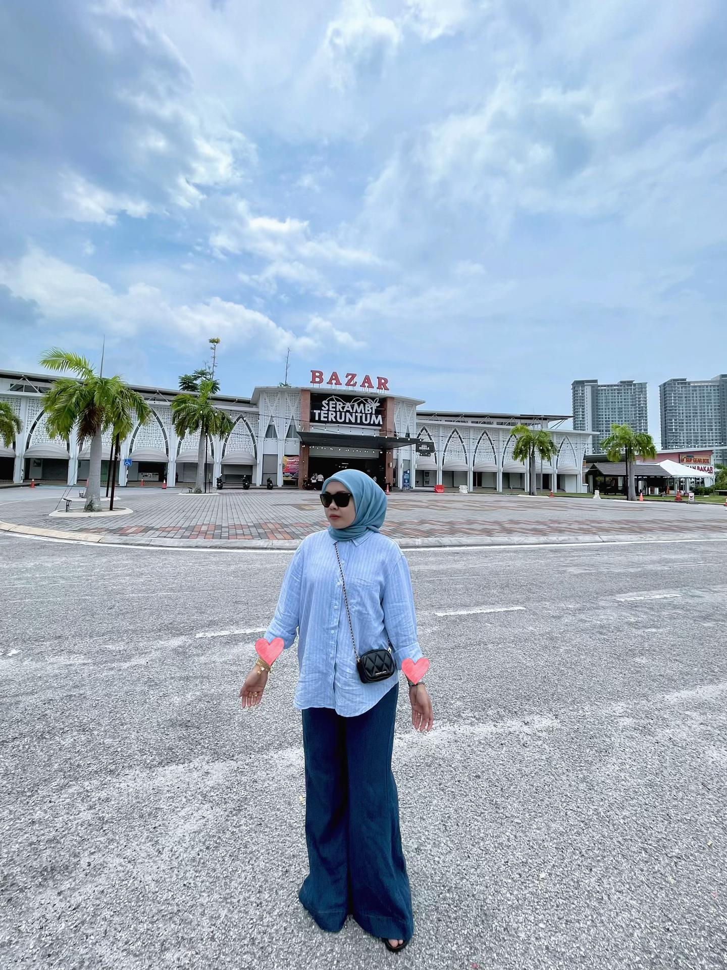 @NadzirahAqilah🦋༘⋆