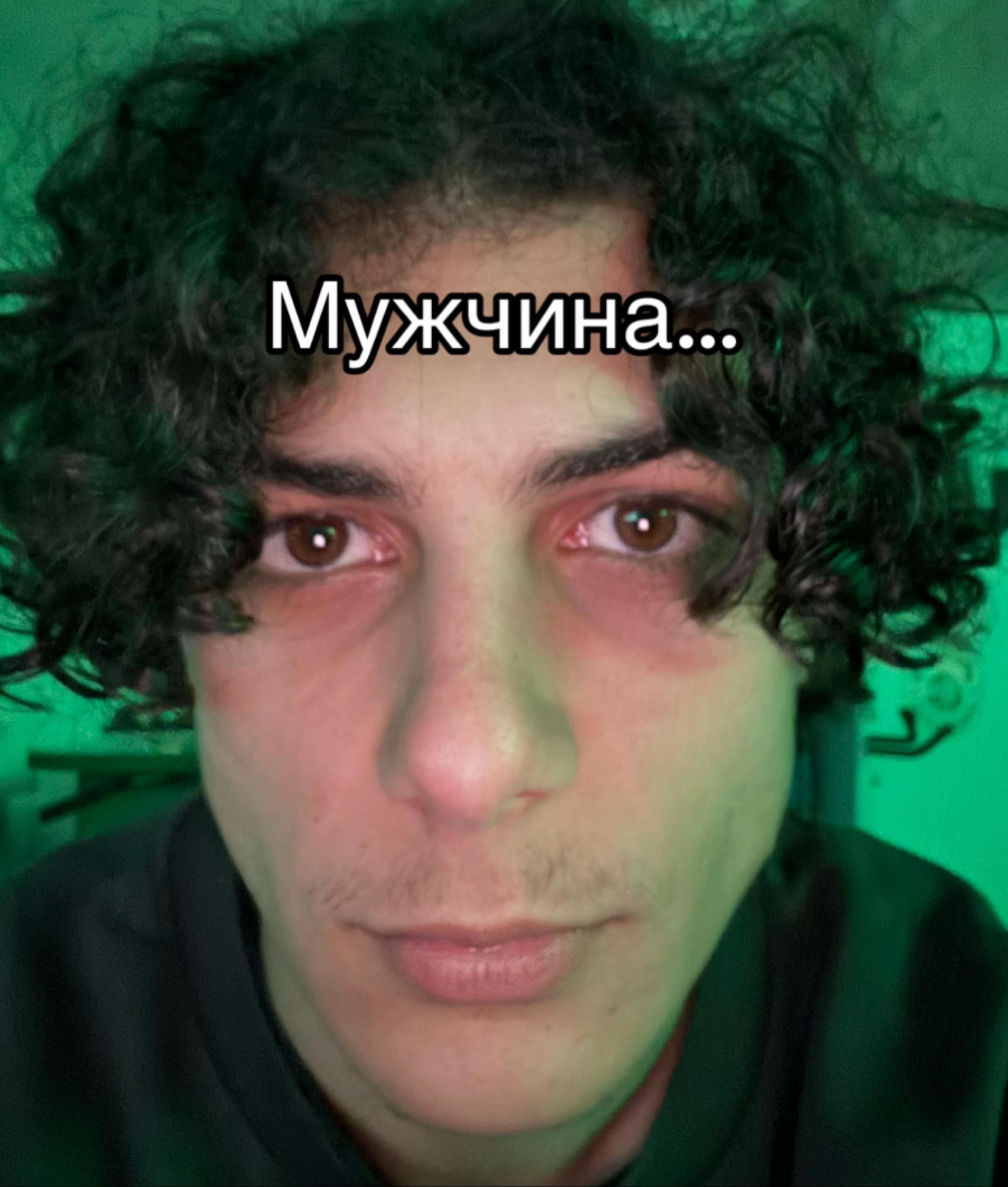 @Miqq