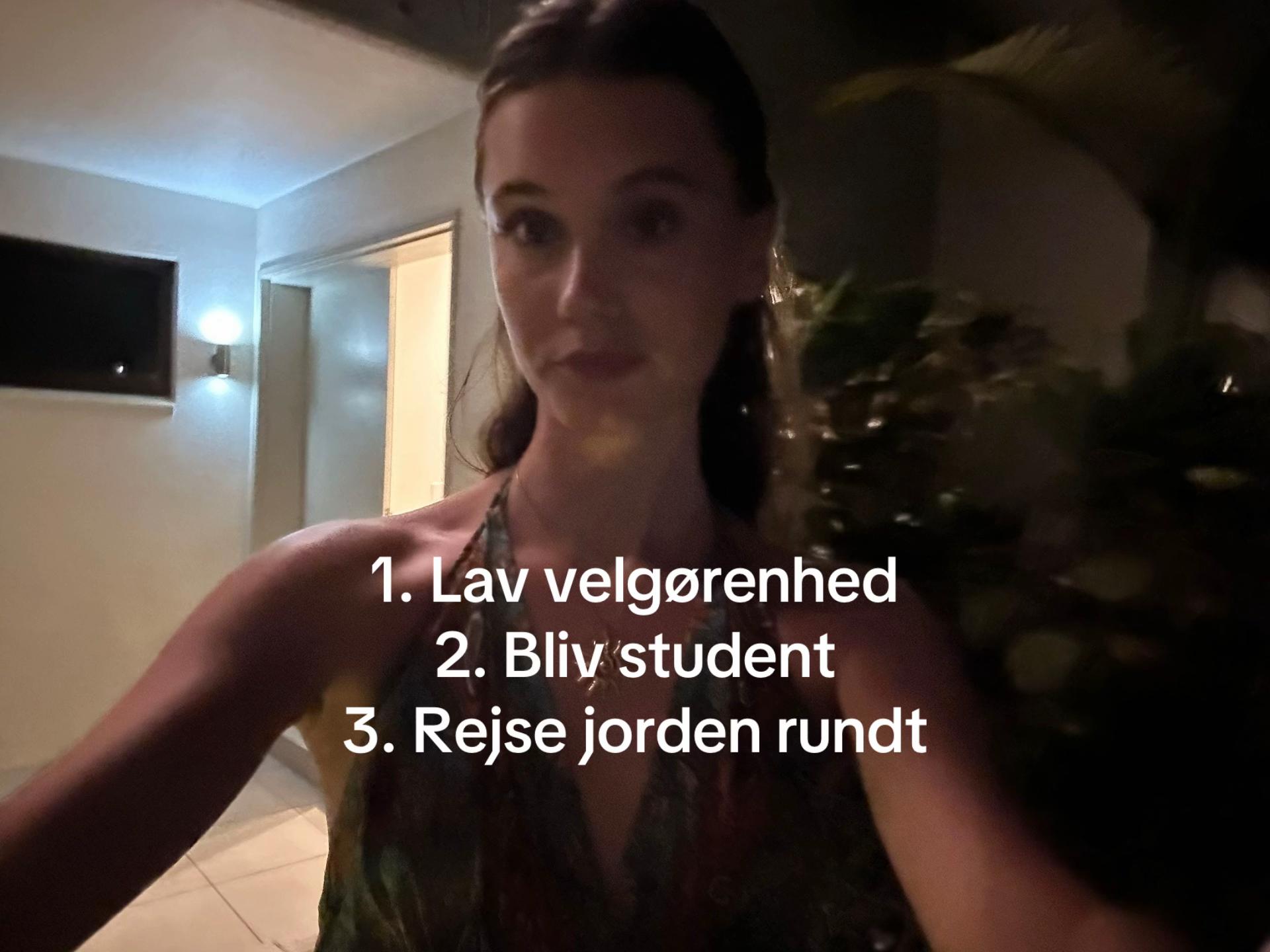 @Olivia Josefine 🪭🧡