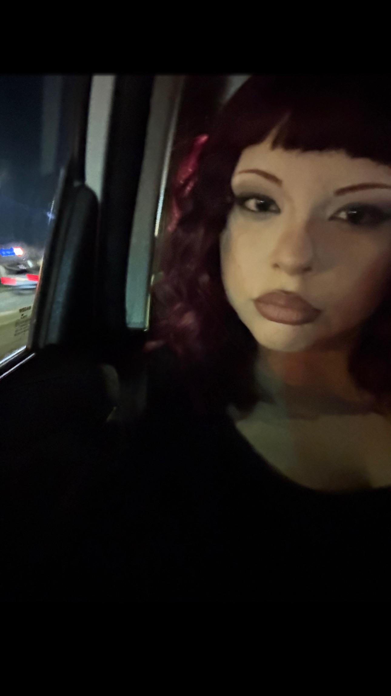 @𝓵𝓲𝔃🦇