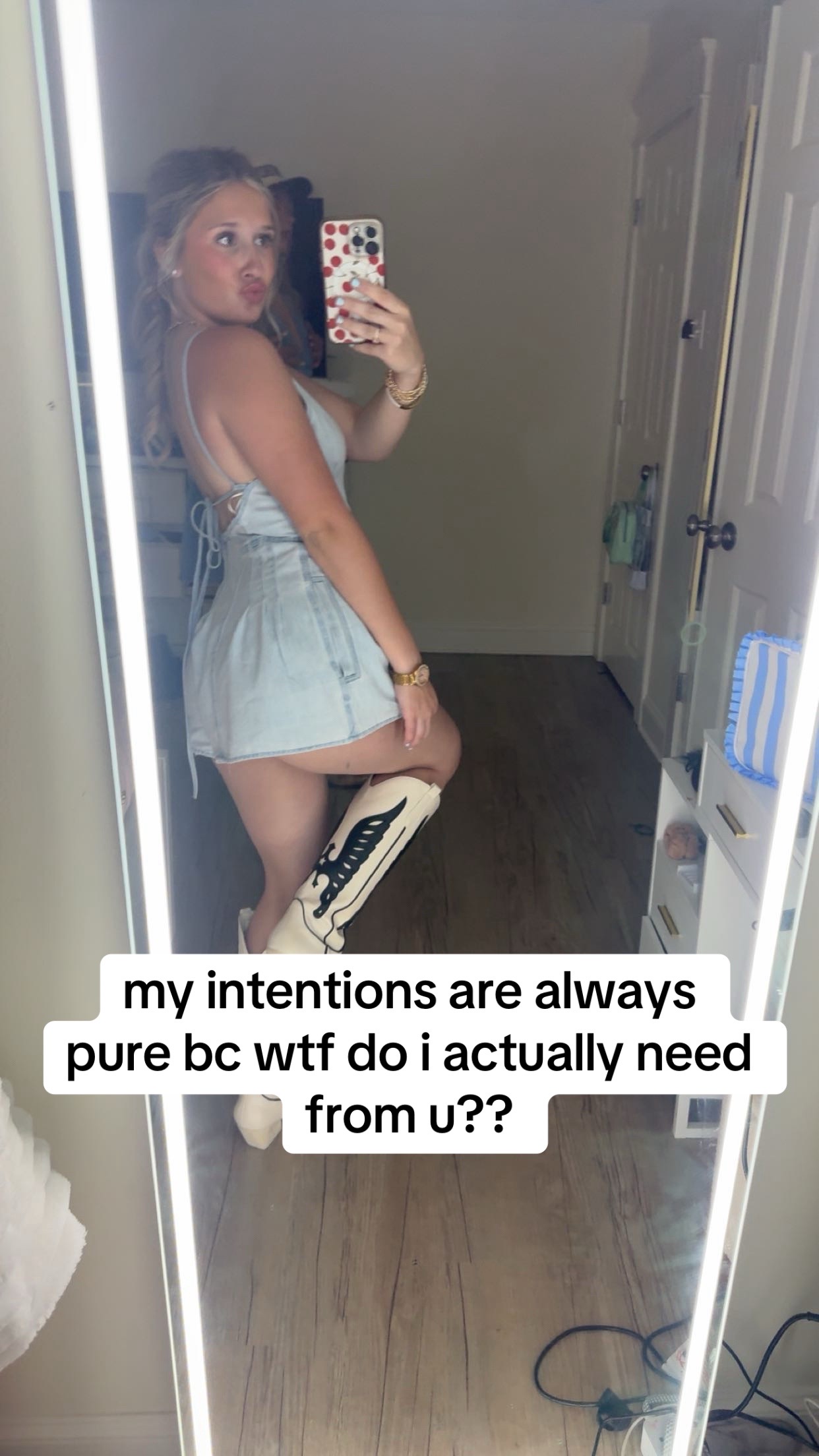 @bella