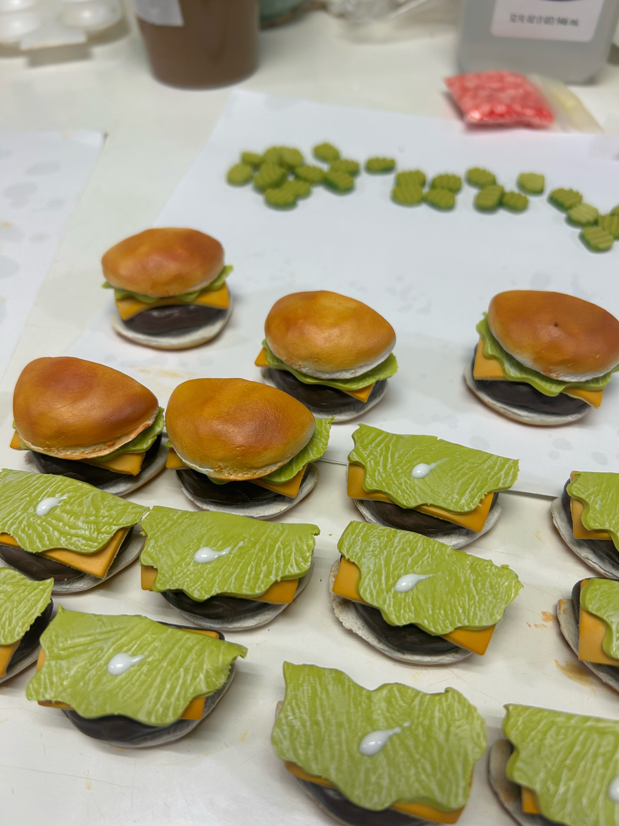@Beth ✨Cute Clay Magnets