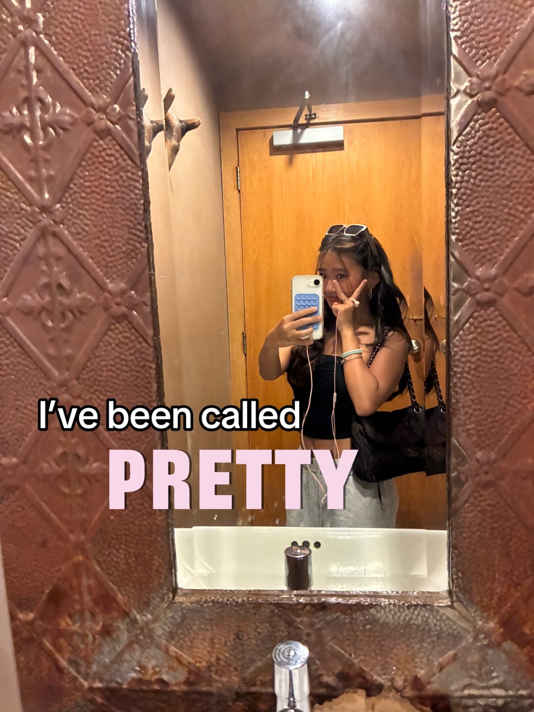 @???