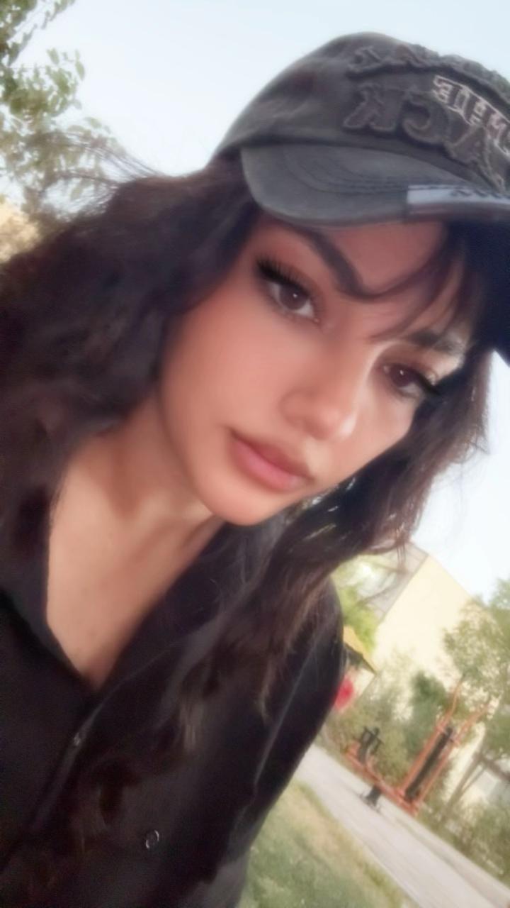 @Negin🩵
