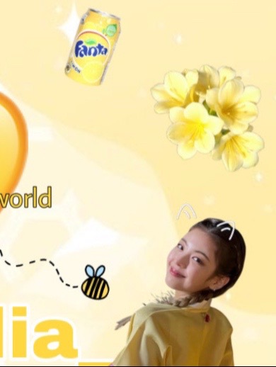 @𝓢𝓗𝓐𝓨 Loves Lia 💛