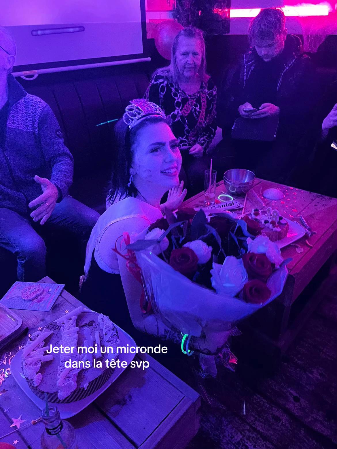 @𝑒𝑣𝑎