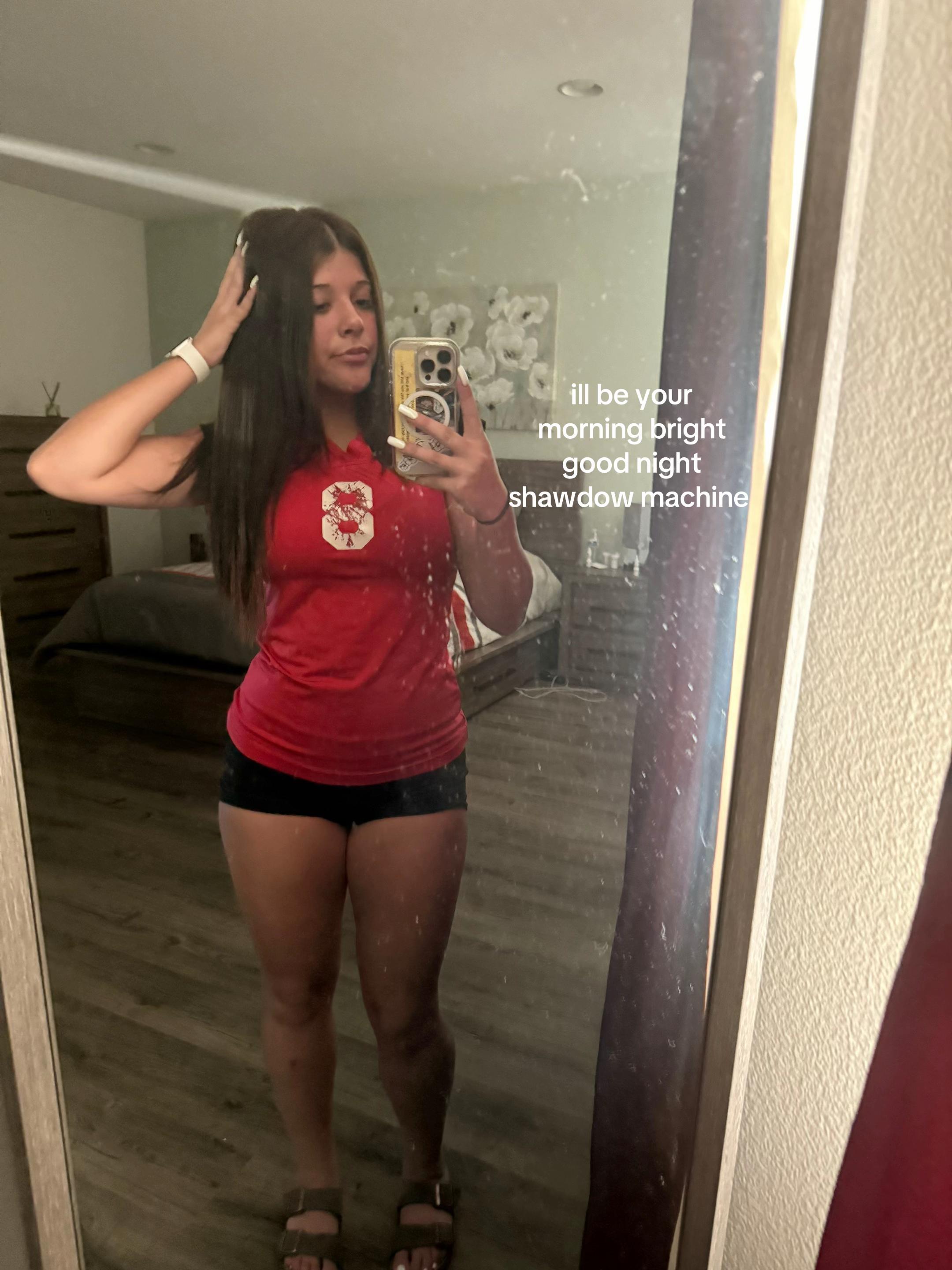 @𝓰𝓲𝓼𝓮𝓵𝓵𝓮♡︎
