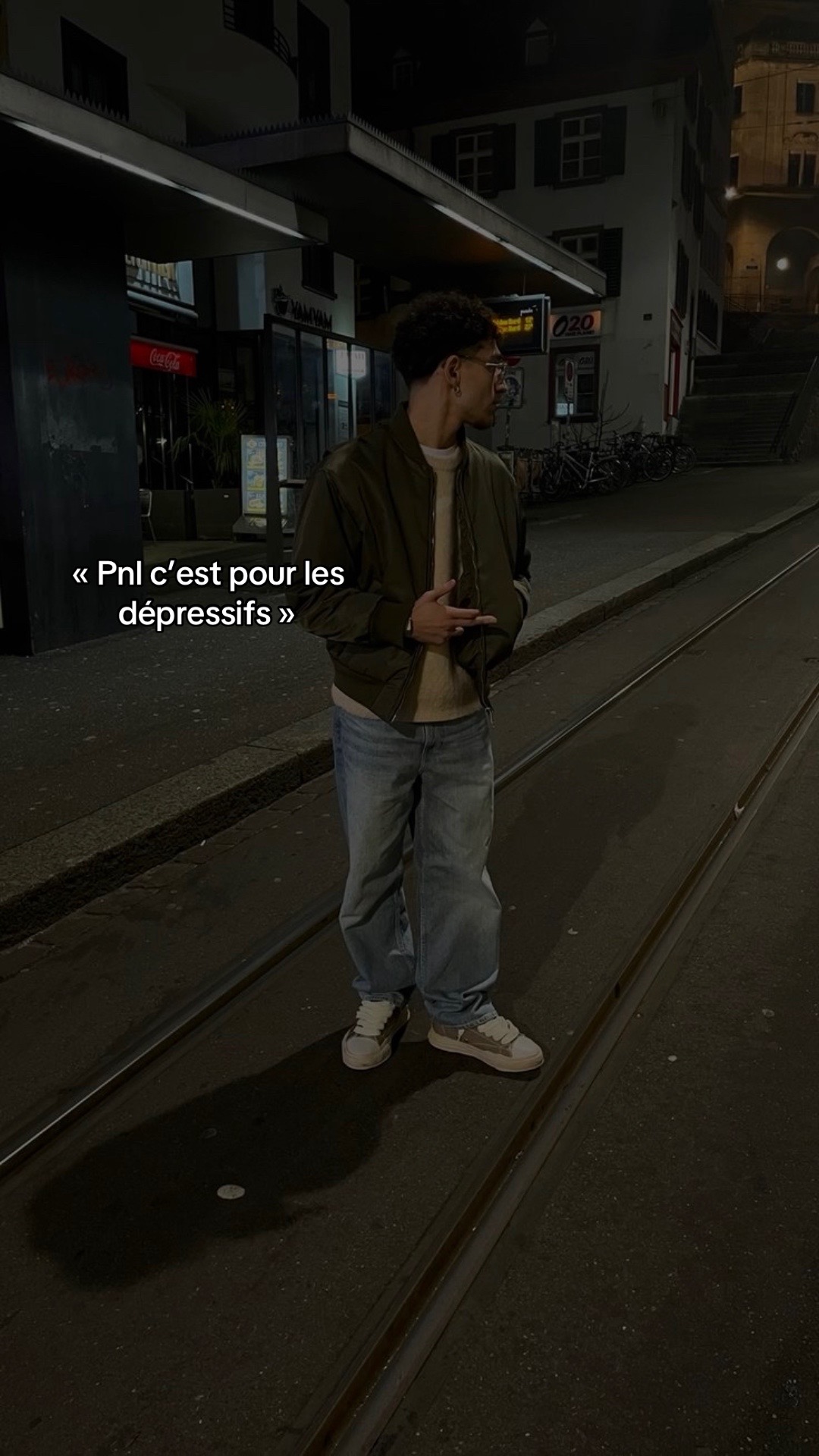 @aurapx