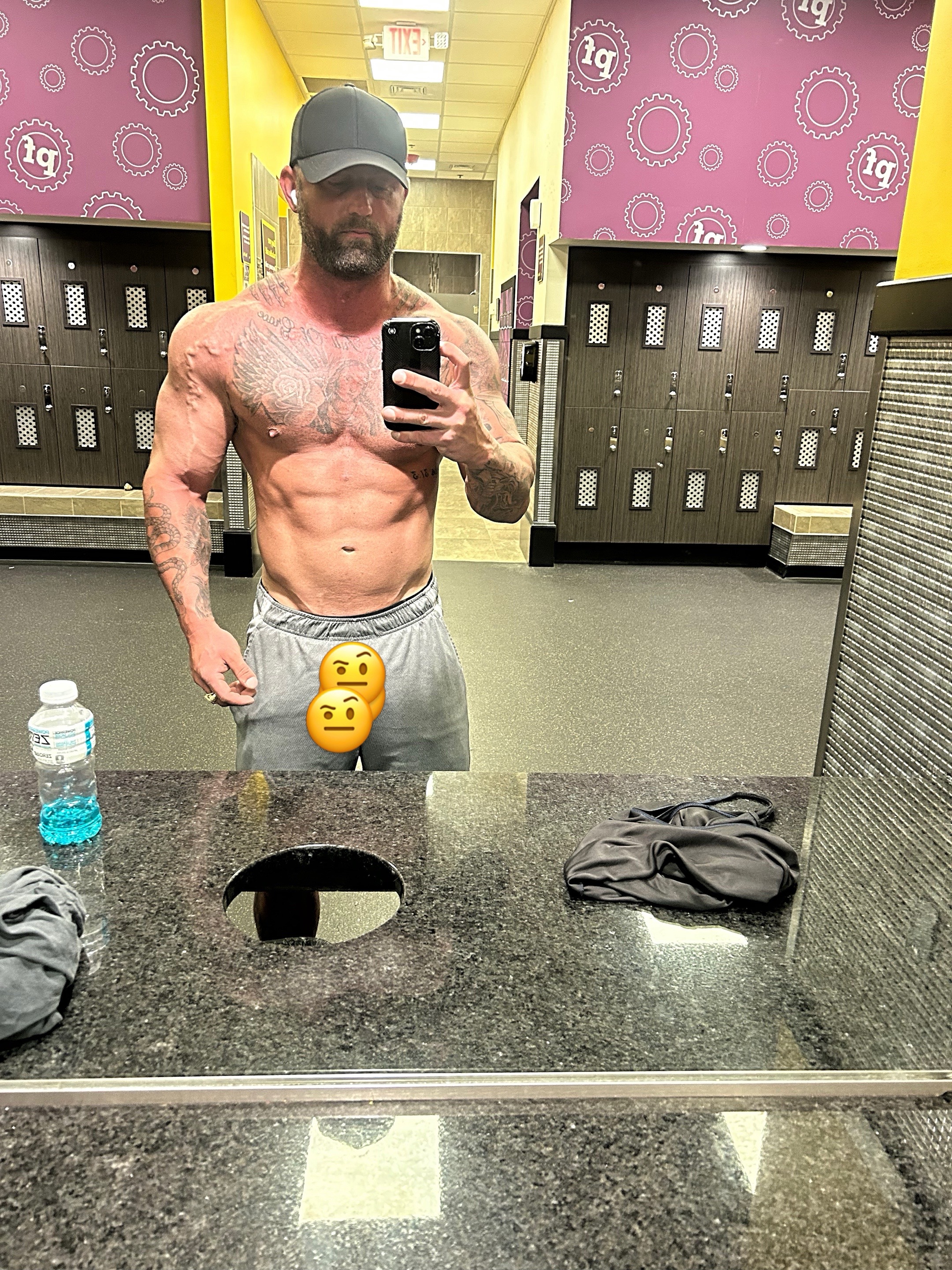 @richieswollerton