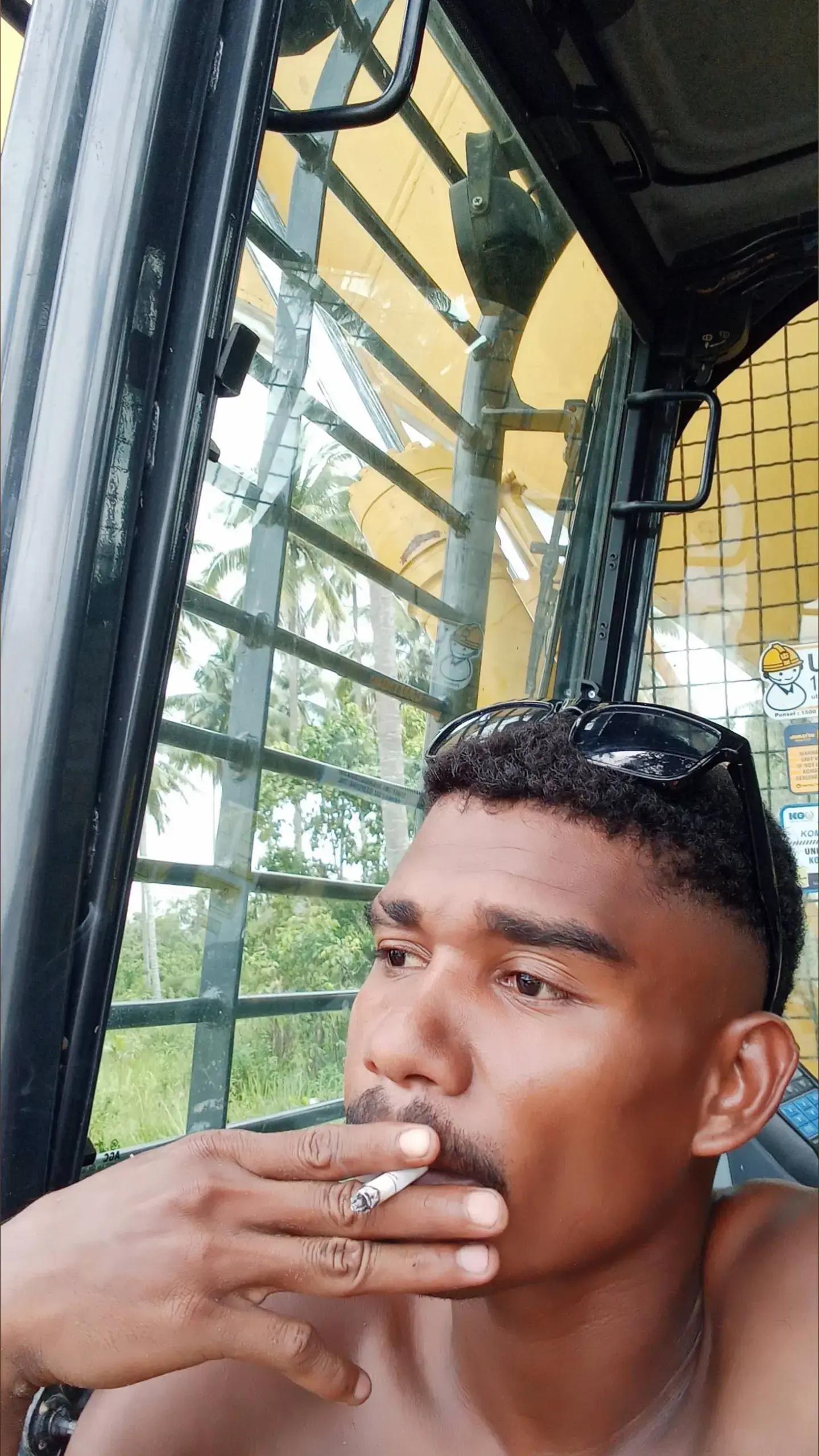 @nyamuk nakal