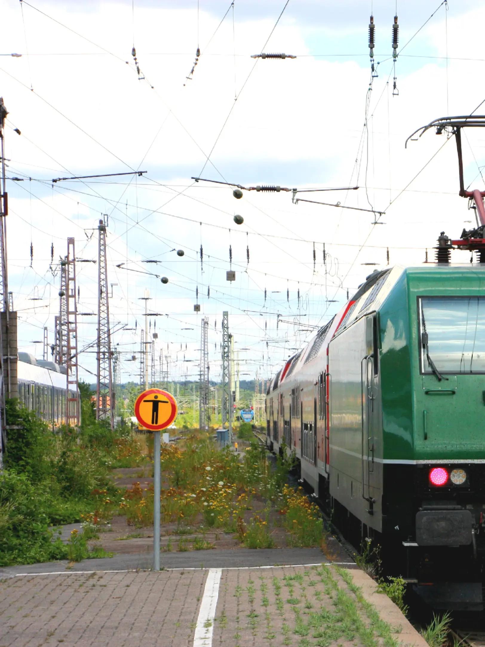 @railway_Jo_485