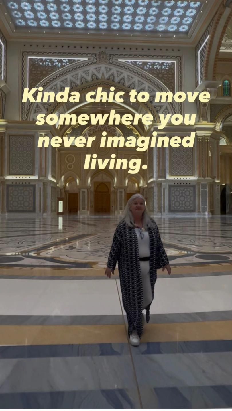 @julietinabudhabi