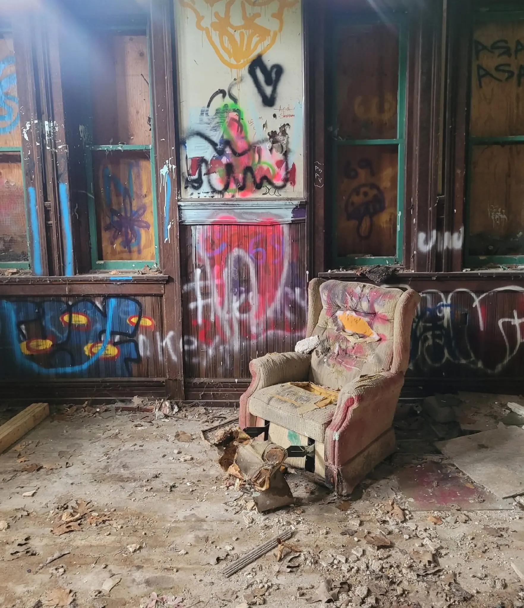 @Cny_Urbex